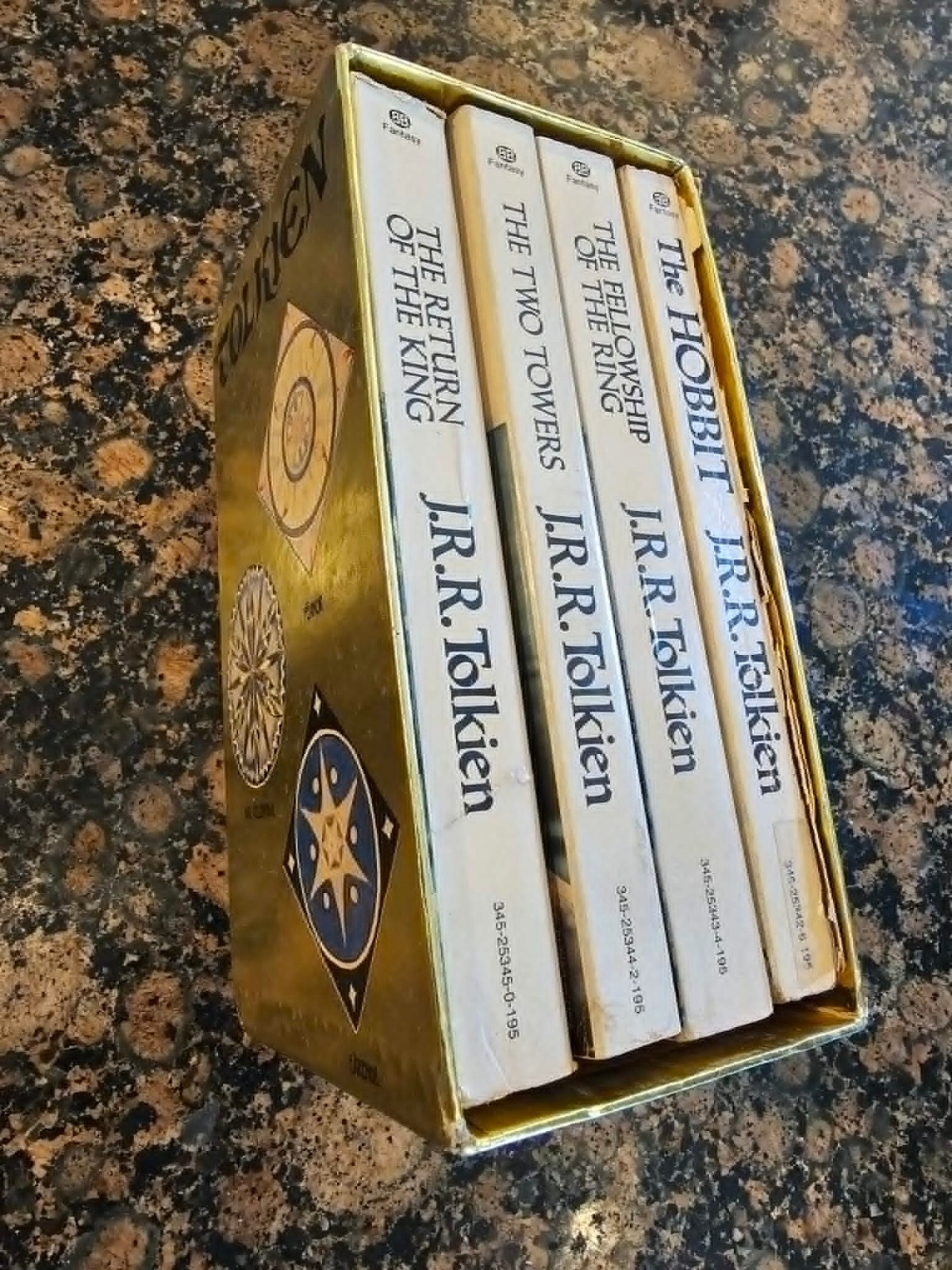 J.R.R. Tolkien Lord of the Rings Box Set Hobbit Fellowship Two Towers Return