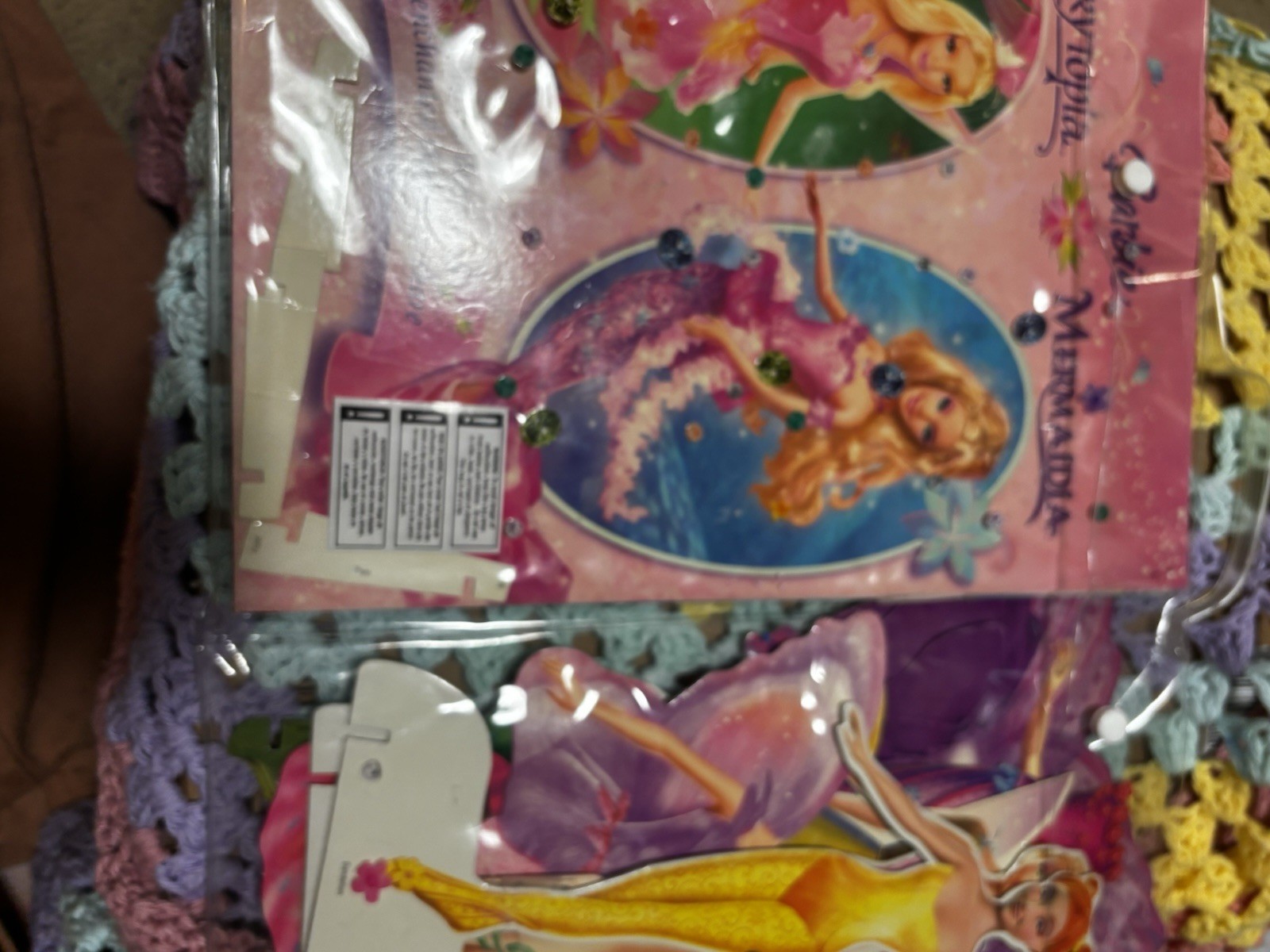 Barbie 2006 Reader’s Digest Fairytopia Mermaidia Book & Magnetic Paper Dolls