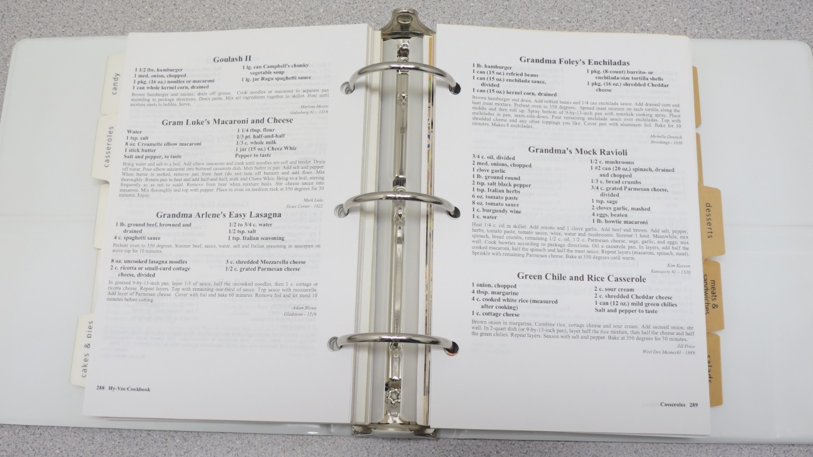 HyVee 75 Anniversary Cookbook – 3 ring binder – 667 pages