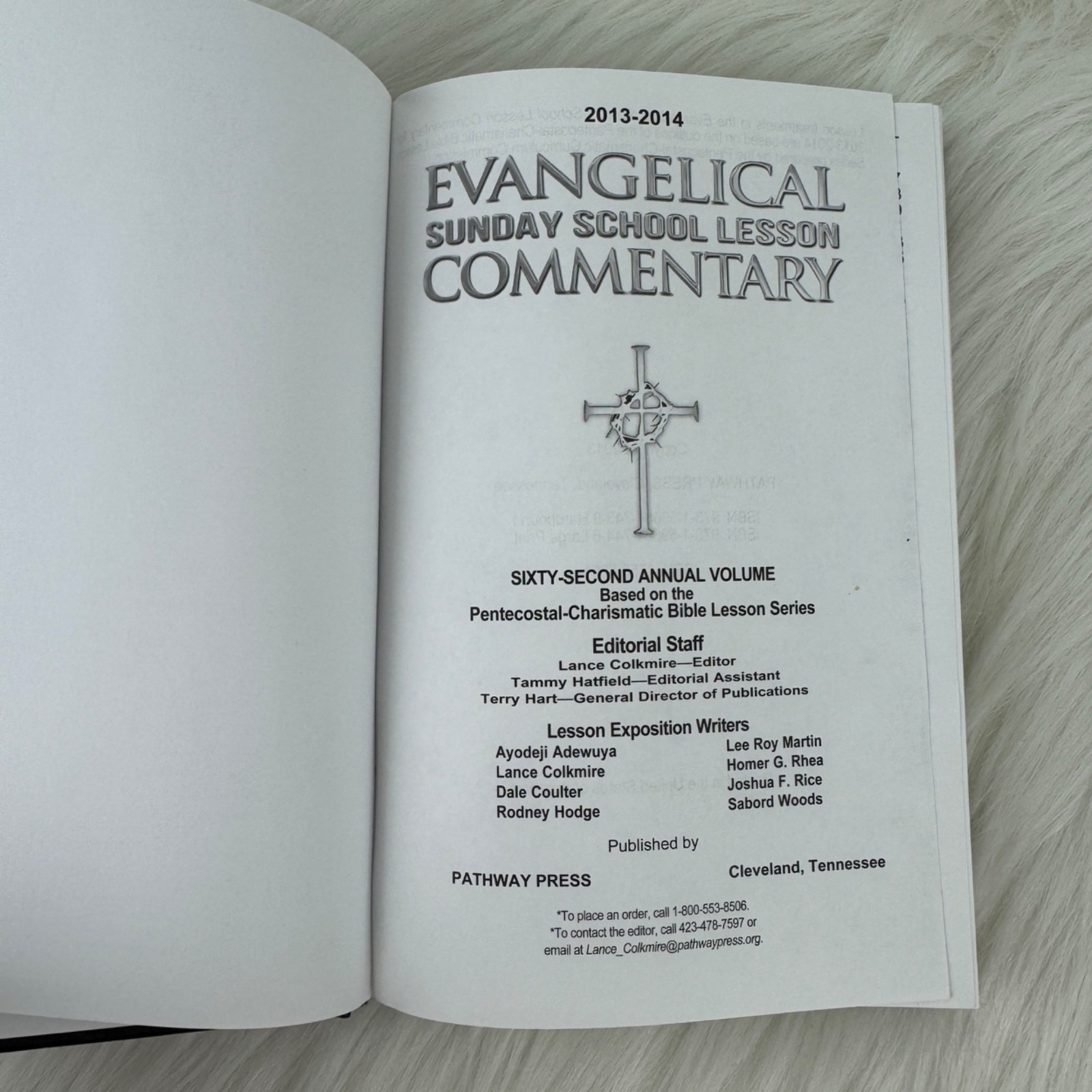 Evangelical Sunday School Lesson Commentary 2013-2014 & 2014-2015 Used Book