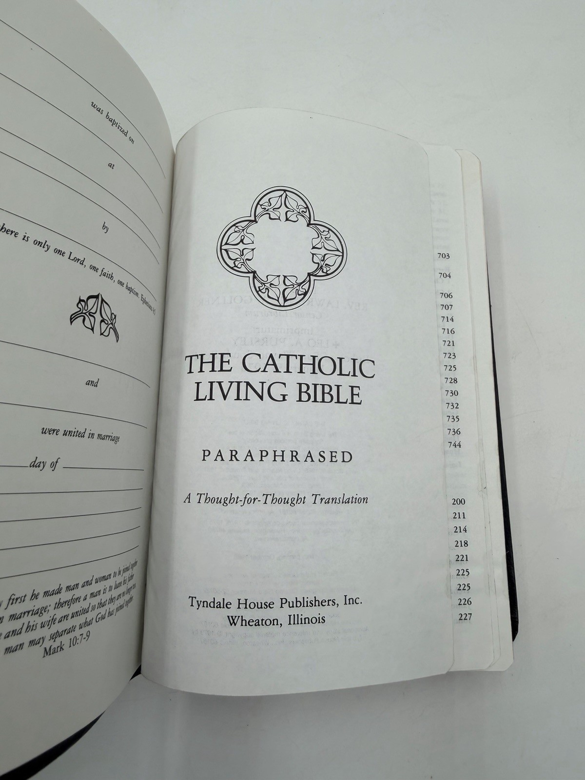 VTG The Catholic Living Bible Red Letter 1976 Leather 9th Print Tyndale 2363-2