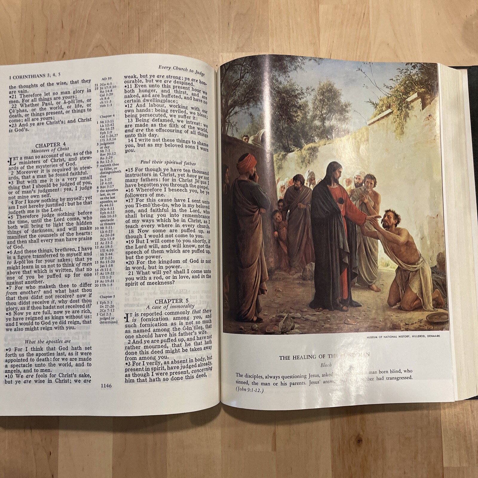 HOLY BIBLE 1970 King James Vintage HOLMAN Large Print Family Bible Illustrated
