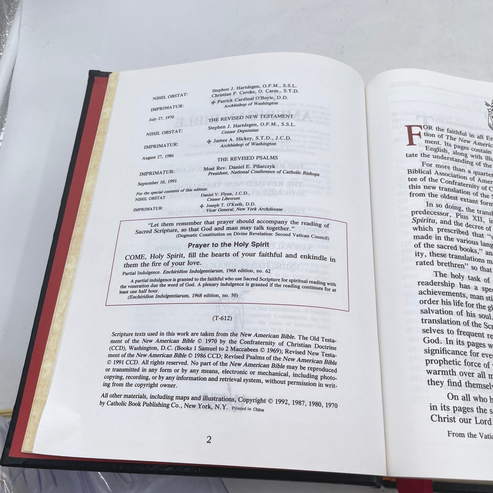 World Catholic Press New American Bible Black Gold Gilded Pope Benedict XVI