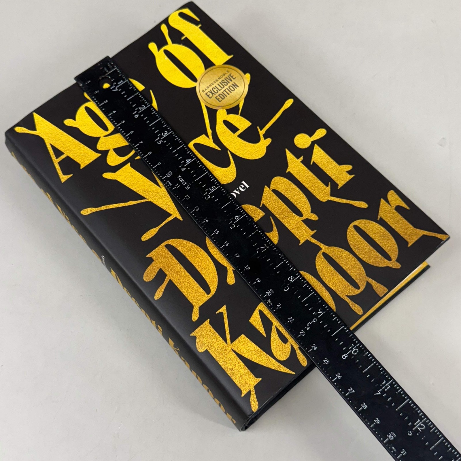 PENGUIN RANDOM HOUSE Deepti Kapoor; Age Of Vice Exclusive Edition 560 Pages