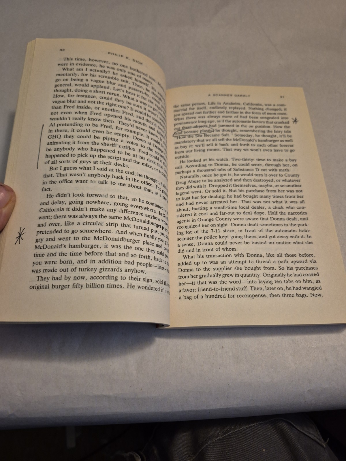 A Scanner Darkly by Philip Dick Vintage TPB Psychedelic Science Fiction
