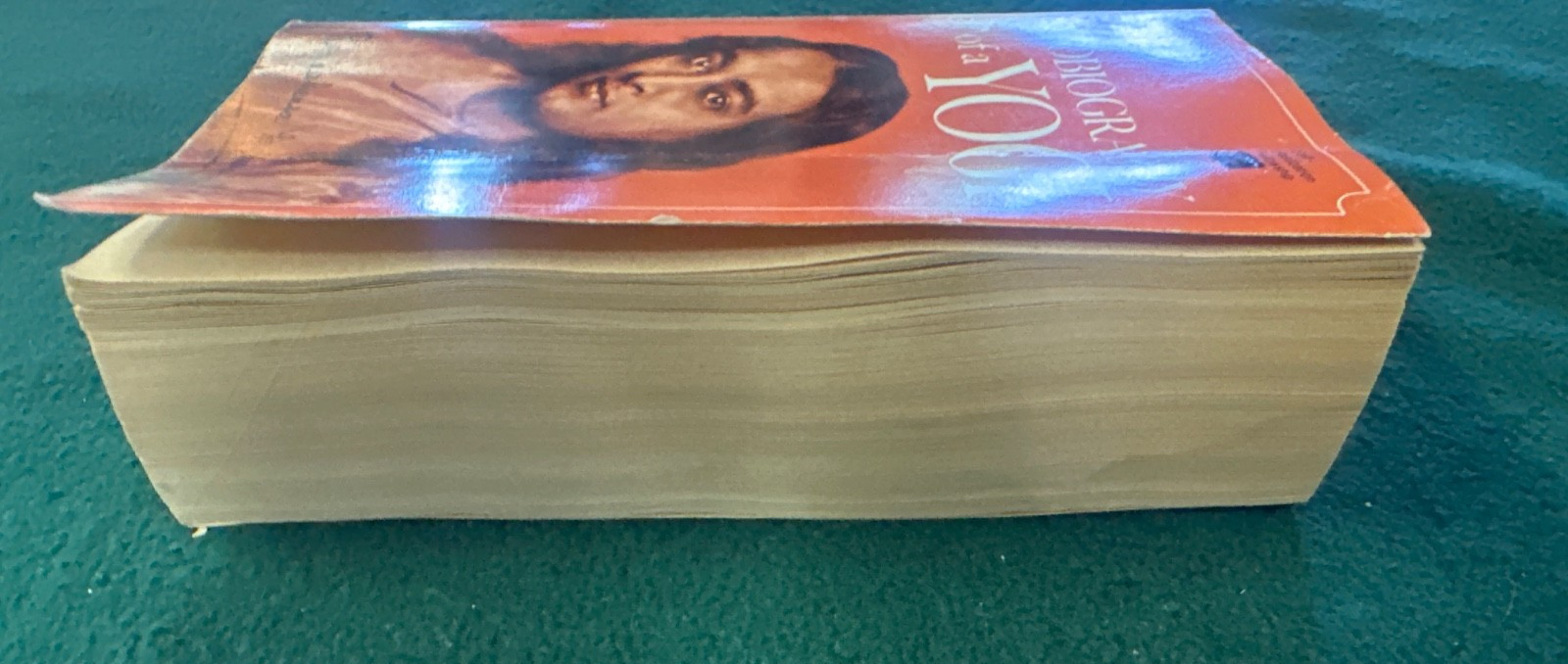 Autobiography of a Yogi Paramahansa Yogananda First Paperback Edition 1972