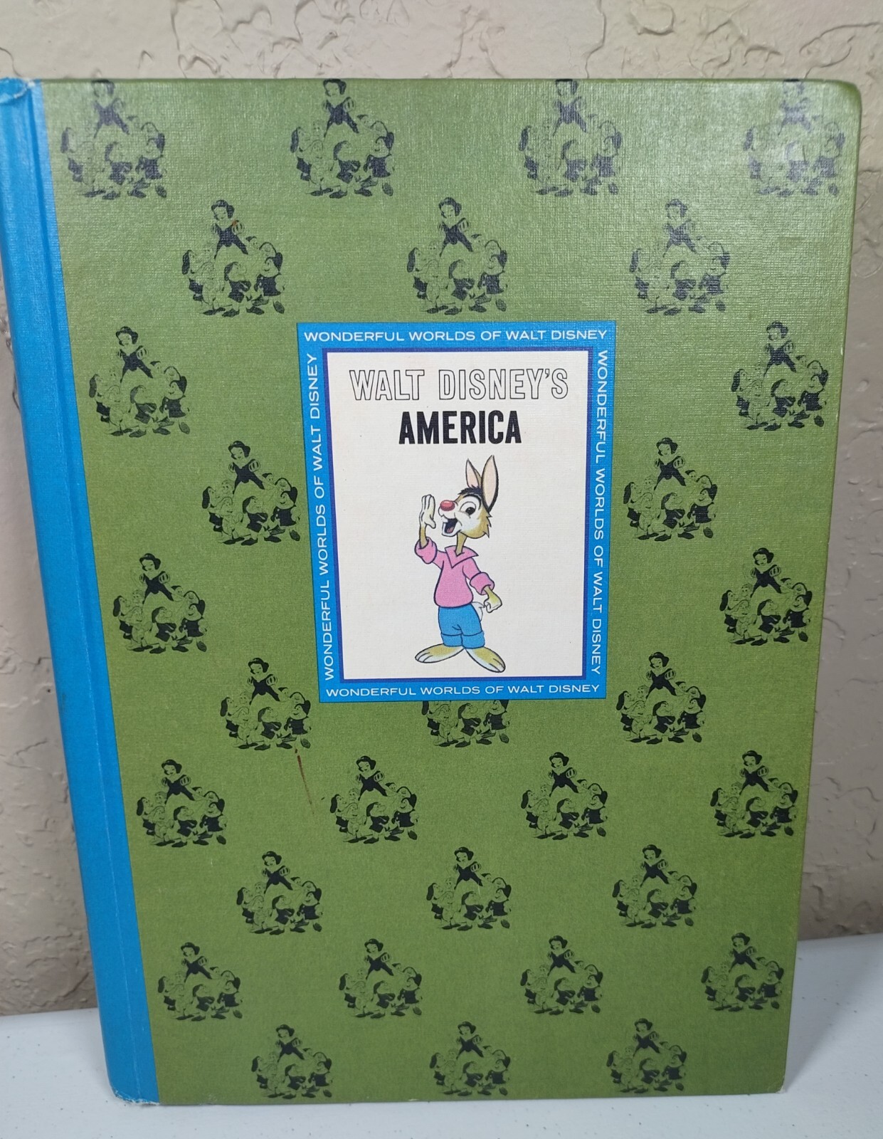 Lot Of 6 VTG HC Books (3) The WALT DISNEY PARADE & (3) WONDERFUL WORLD OF Disney