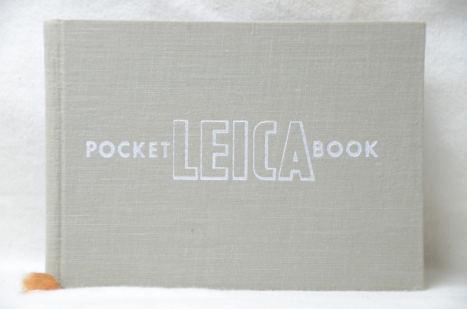 Pocket Leica Book by Kisselbach c1952, 2nd Ed, Hardbound. 223 pages in English