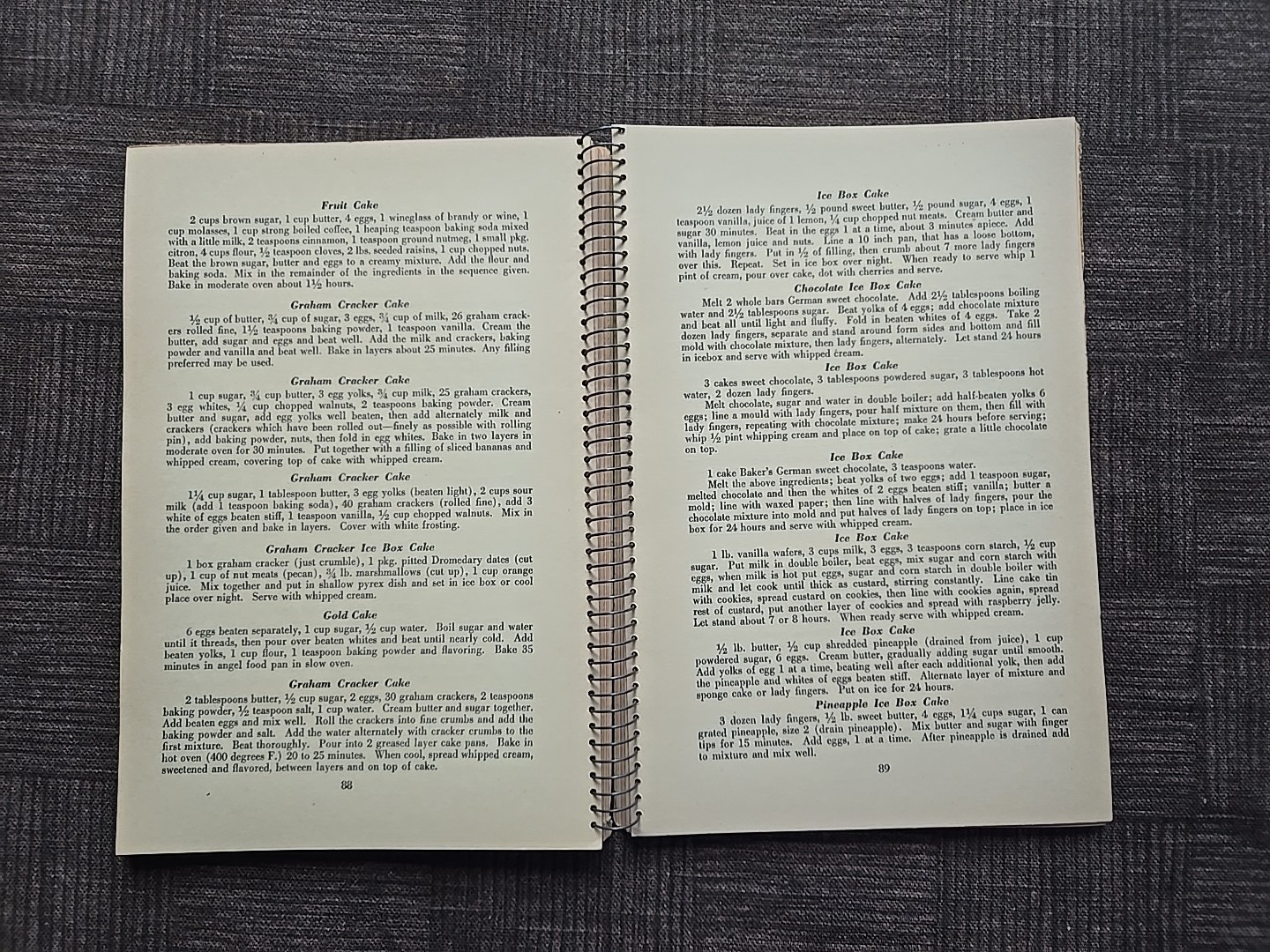 THE FIRESIDE 1001 RECIPES Cookbook Calif. Fed. Saving & Loan Assoc. L.A. 1940s?