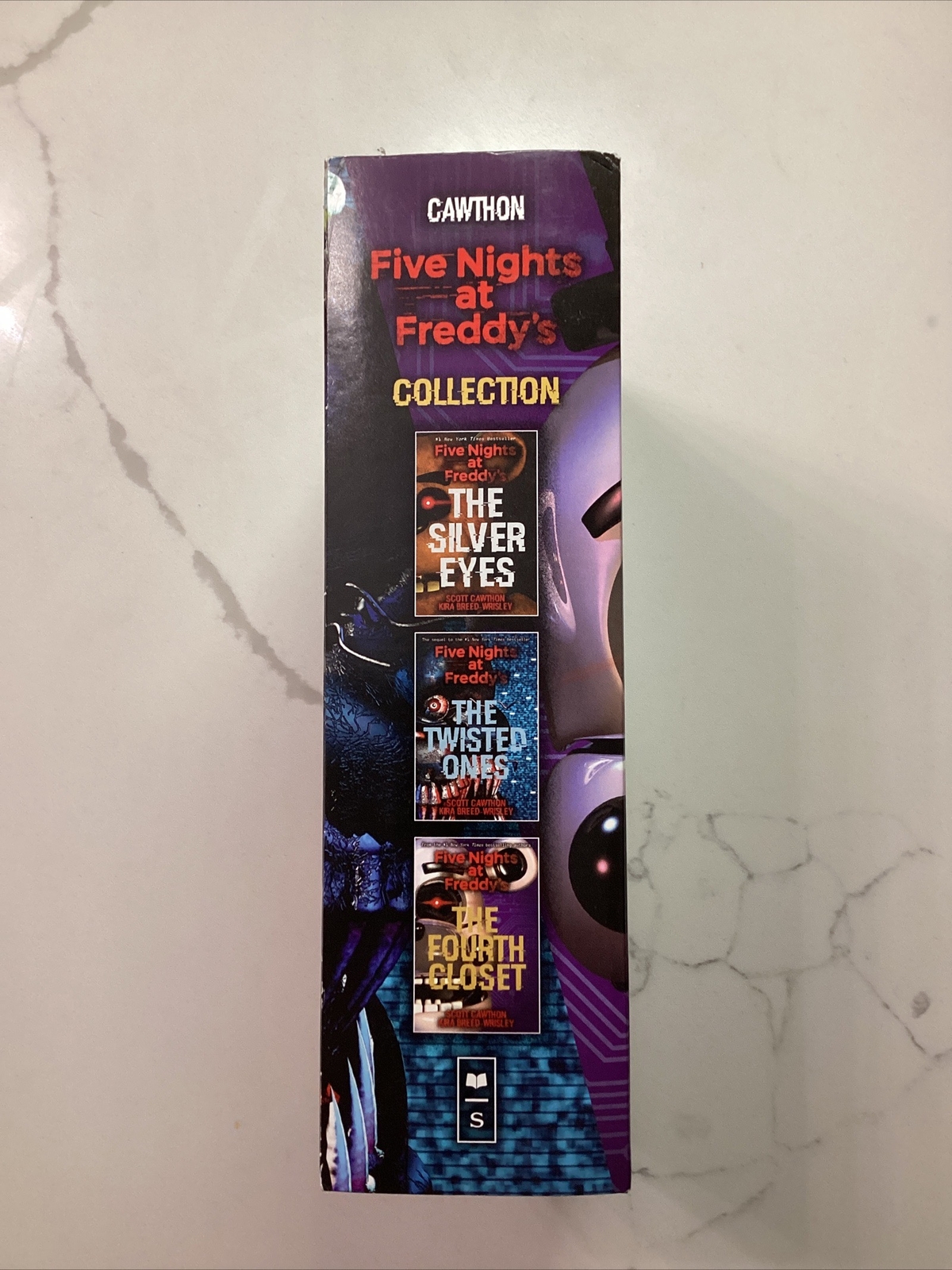 Five Nights At Freddy’s Collection, 3 Book Boxed Set by Scott Cawthon (English)