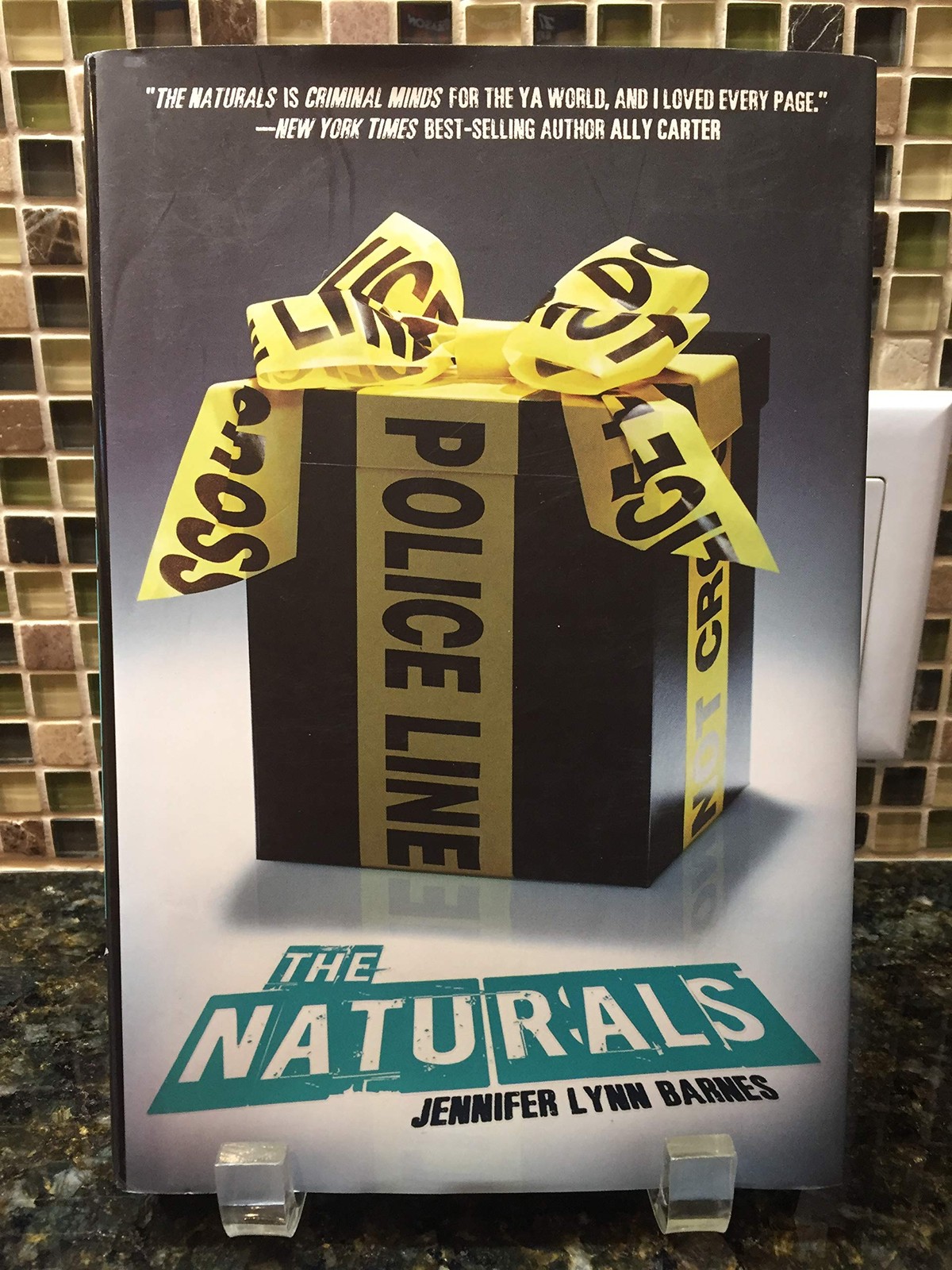 The Naturals – hardcover Barnes, Jennifer Lynn