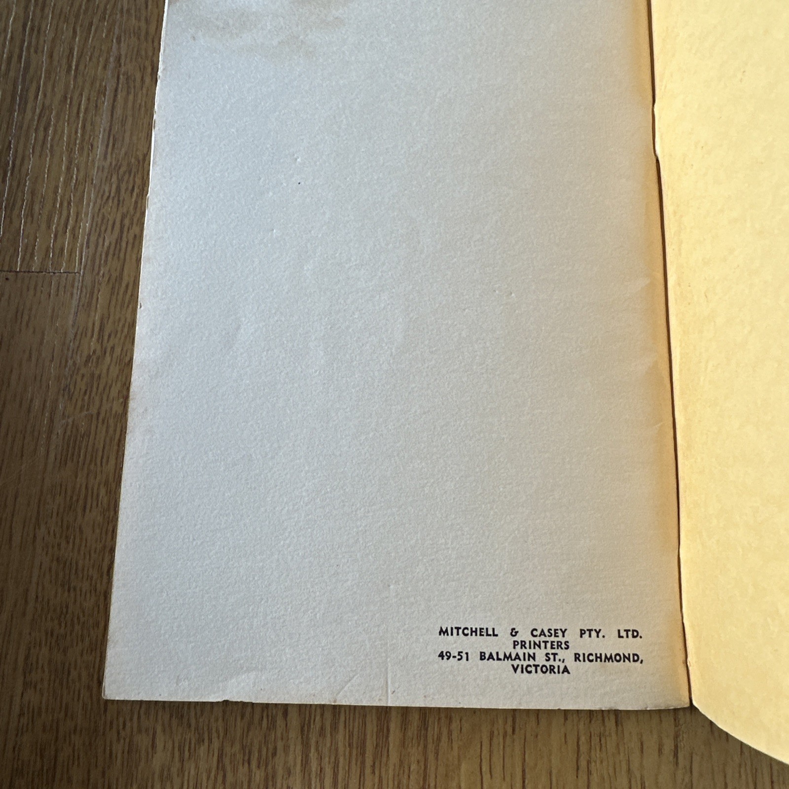 TAA Presents 54 EXPLORERS of AUSTRALIA 58 pages Trans Australia Airlines 1955