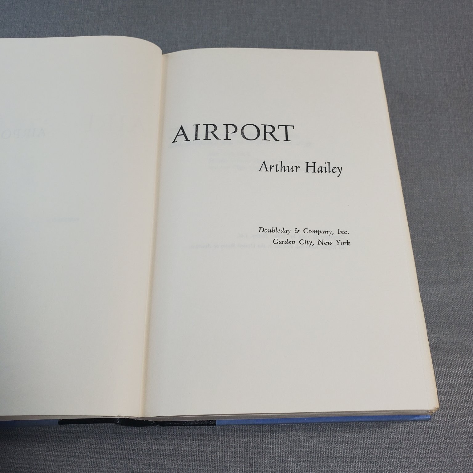 Airport Arthur Hailey 1968 First Edition Doubleday Aviation Thriller Signed