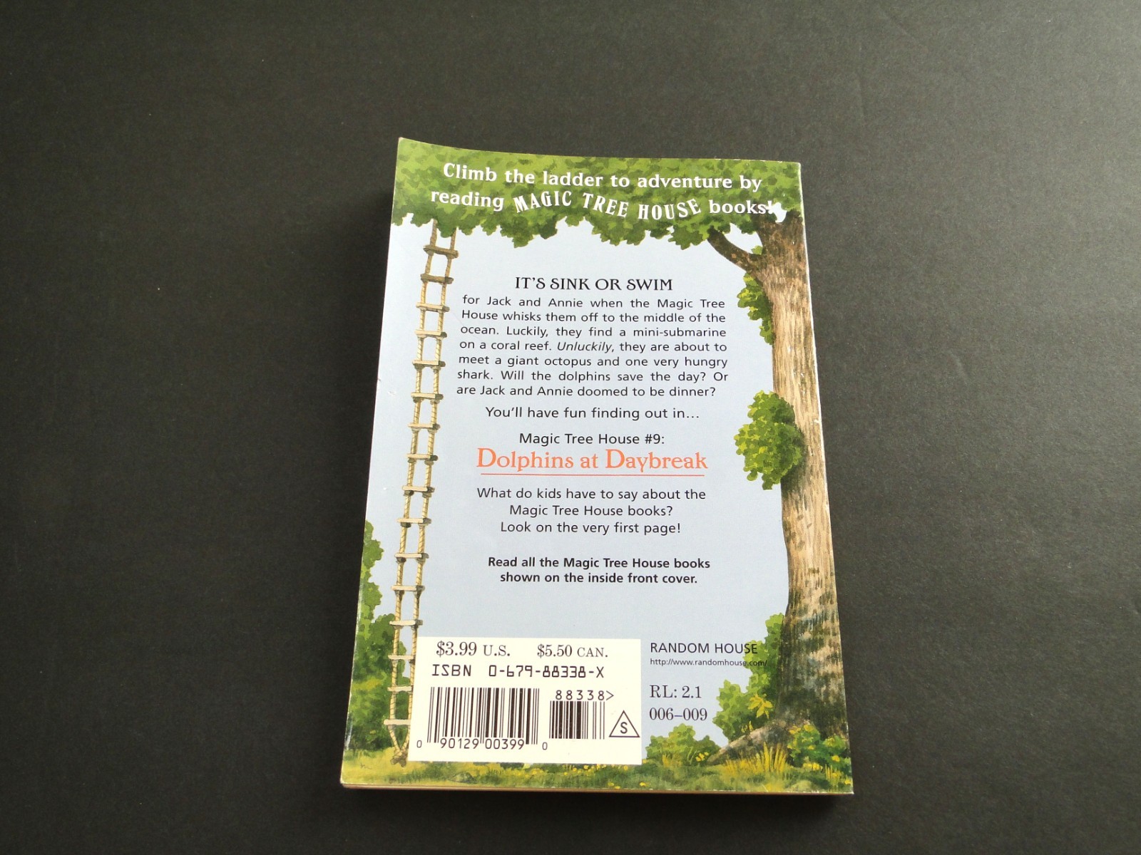1997 Magic Tree House: Dolphins at Daybreak #9 by Mary Pope Osbourne