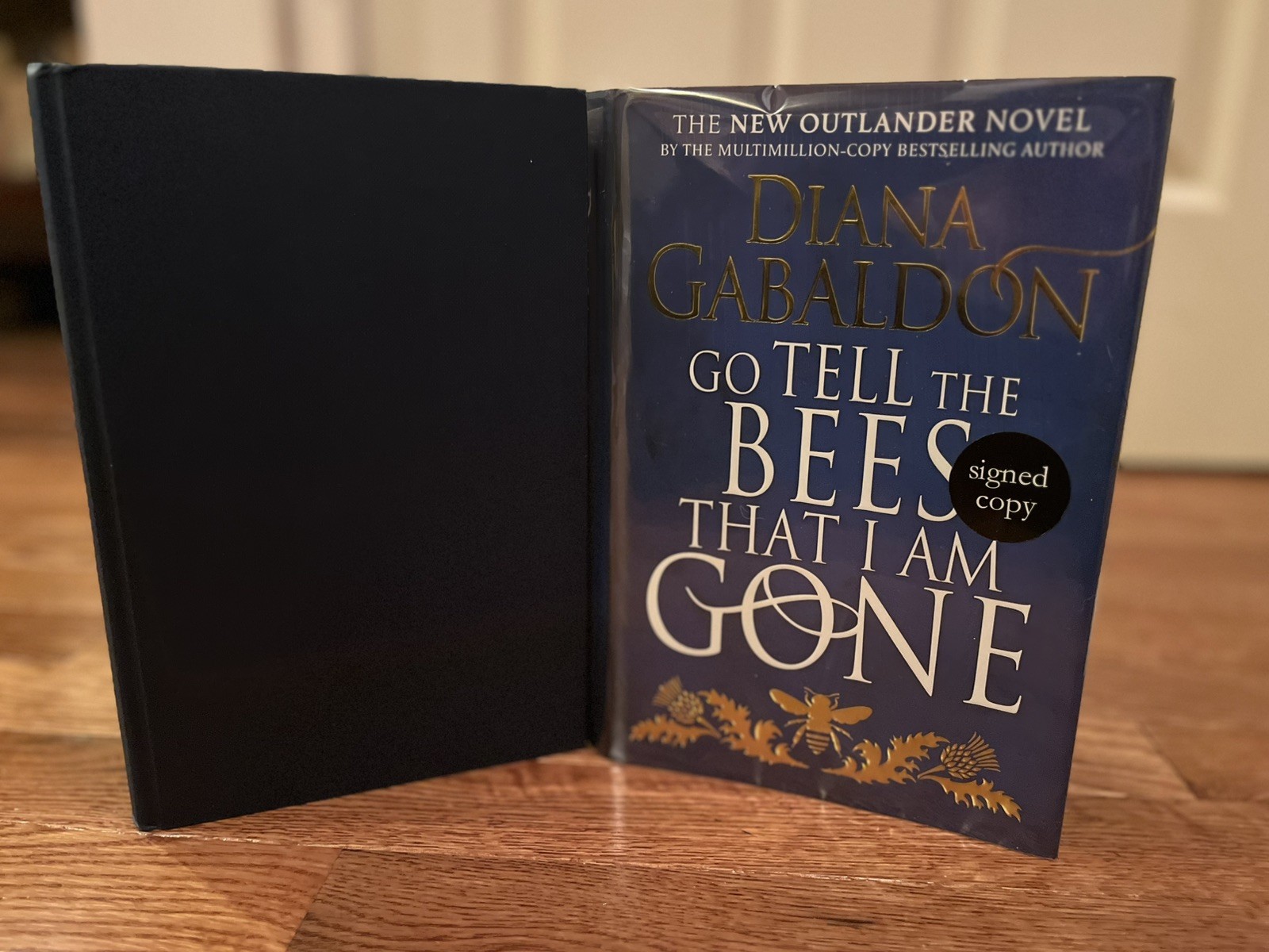 Diana Gabaldon Flat Signed Go Tell The Bees That I Am Gone – Outlander Book 9 UK