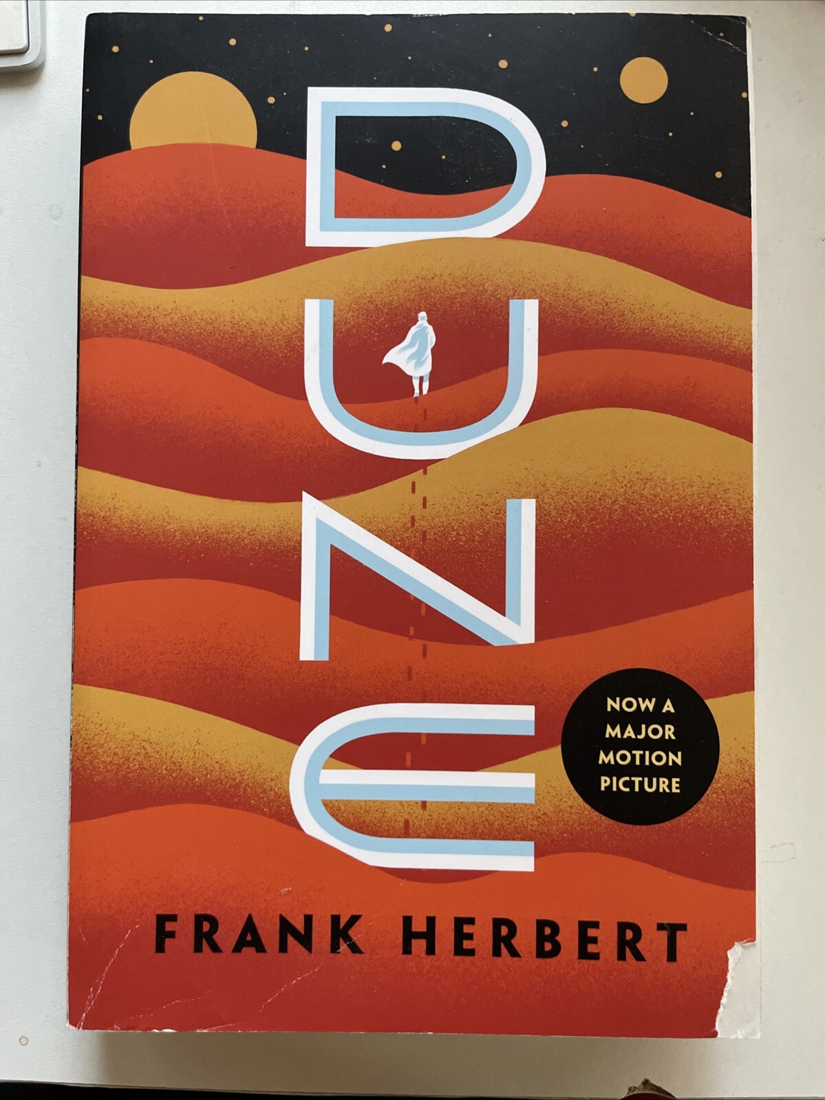 Dune (Dune Chronicles, Book 1) – Paperback By Herbert, Frank – GOOD