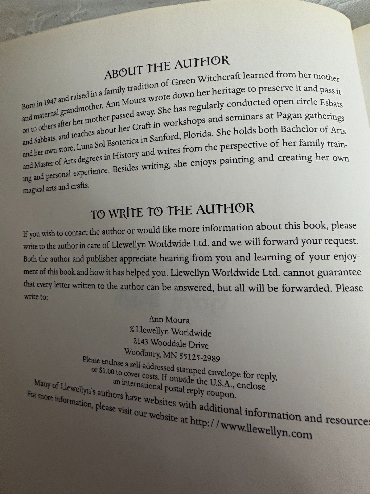 Mansions of the Moon for the Green Witch by Ann Moura 2010 Paperback 230 Pages