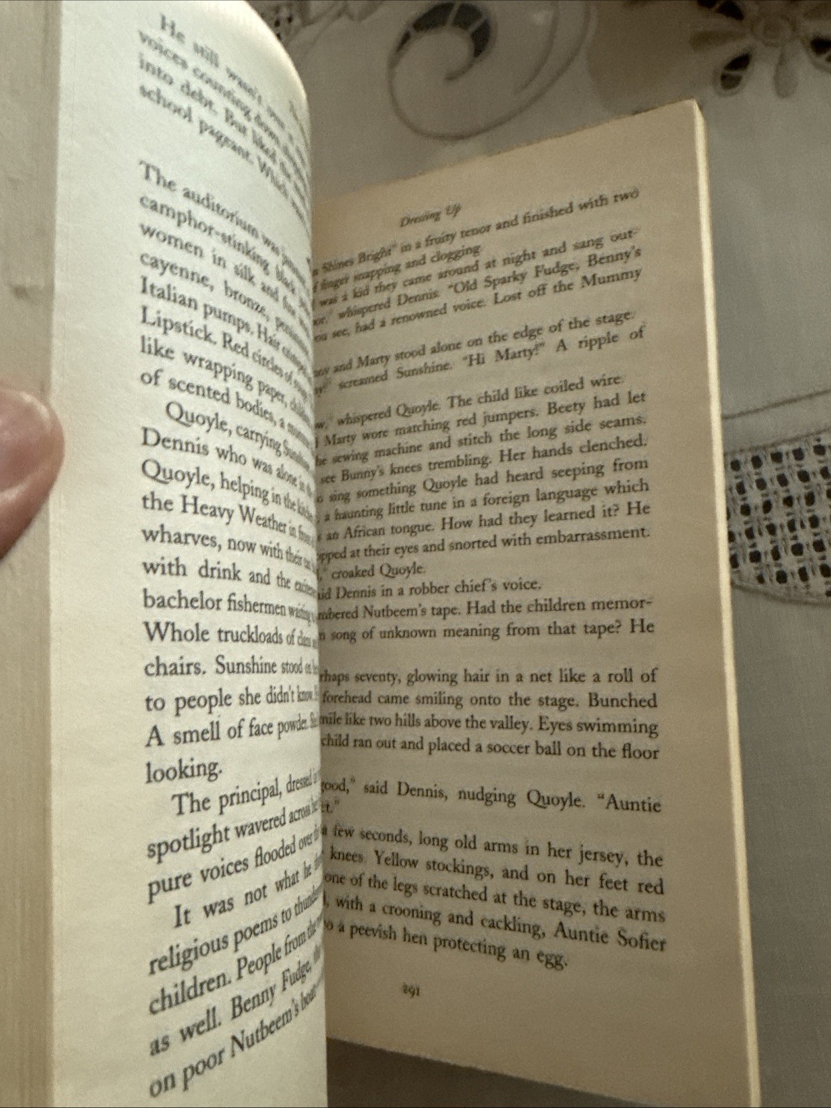 The Shipping News: By Annie Proulx (Pulitzer Prize)