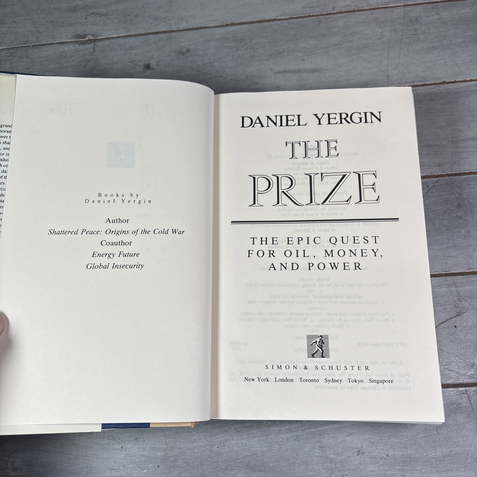 DANIEL YERGIN The Prize the Epic Quest for Oil Money Power HC/DJ