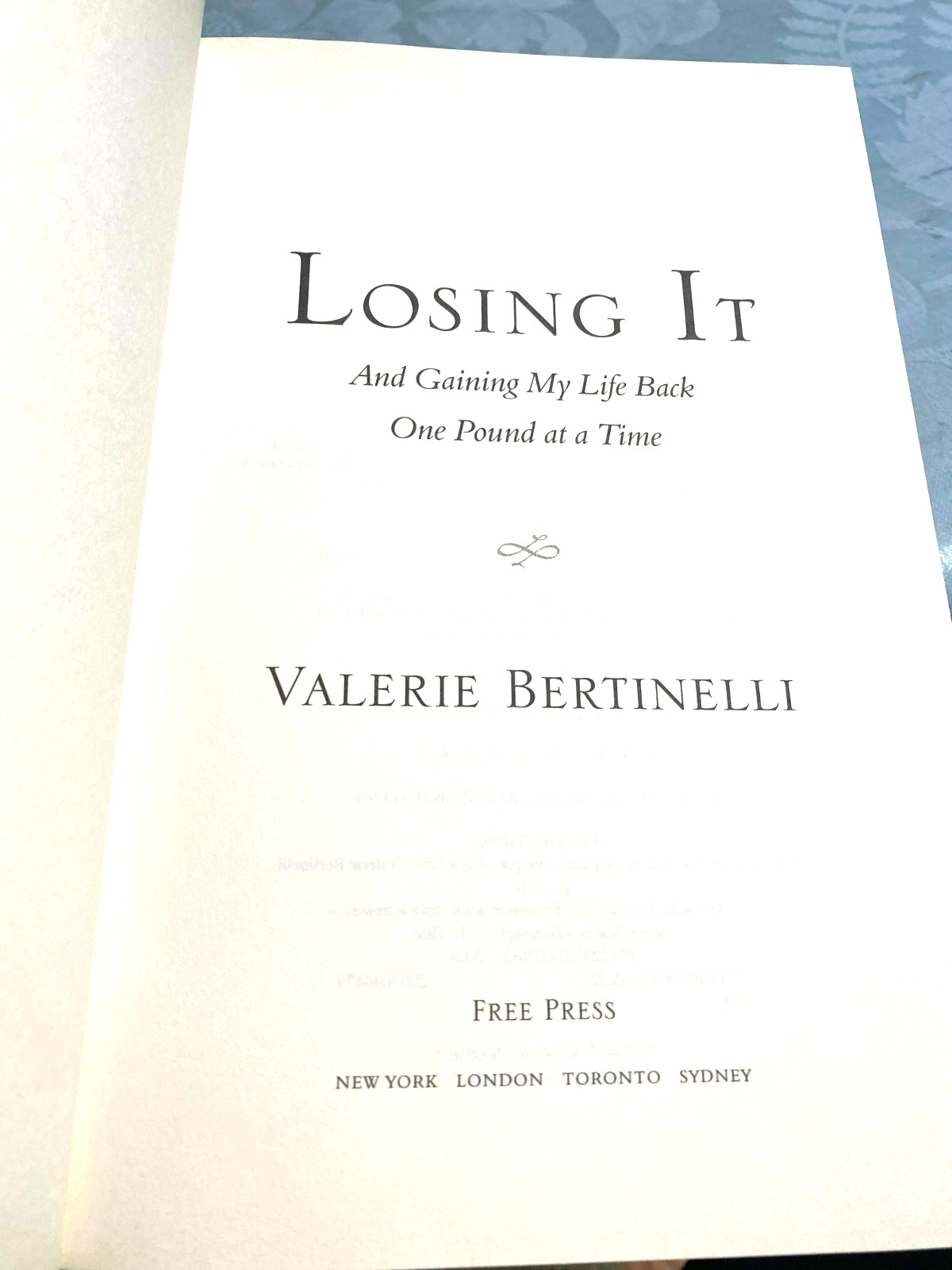 RARE! Losing It : And Gaining My Life Back One Pound at a Time by Bertinelli, V.