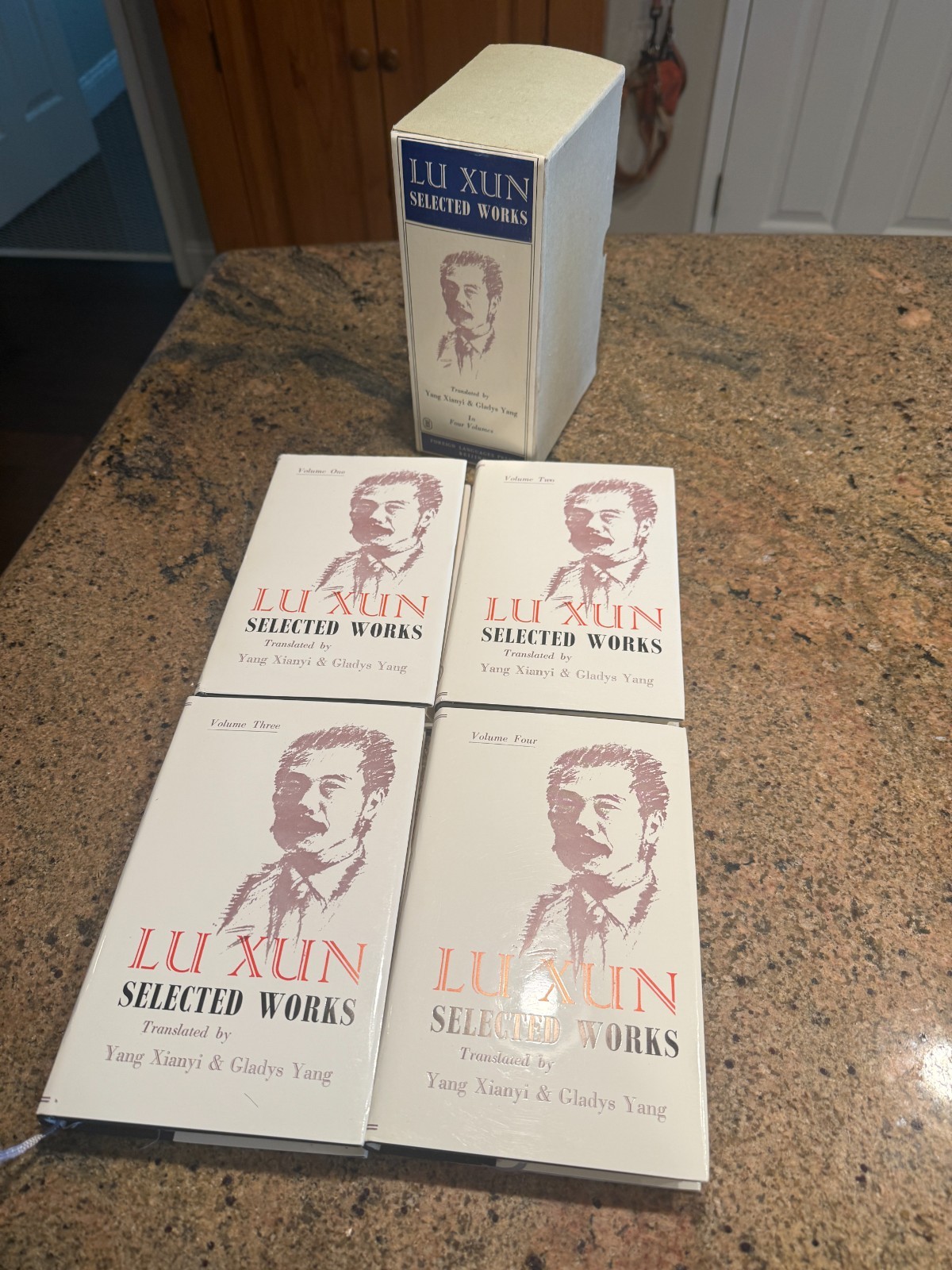 Lu Xun Selected Works 4-Volume Box Set Foreign Language Press 1980 Slipcase
