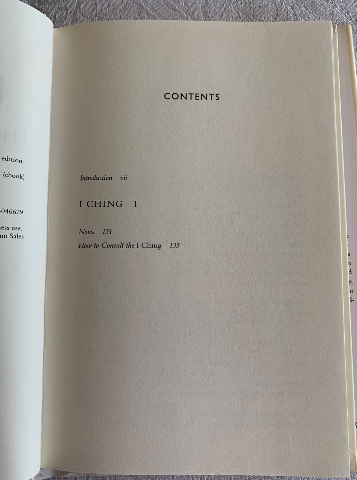 I Ching:The Book of Change New Translation David Hinton HC Dust Jacket Like New