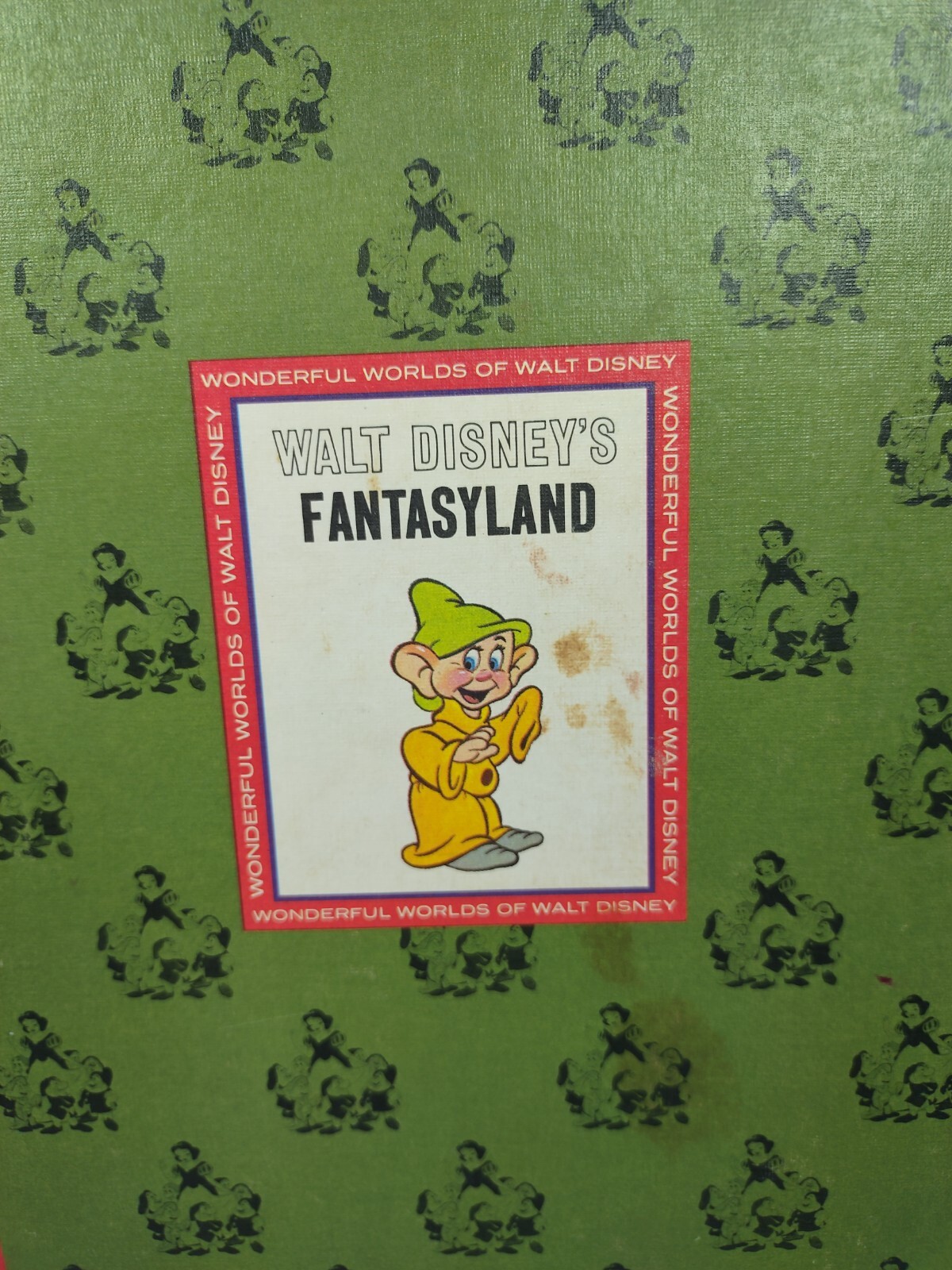 Lot Of 6 VTG HC Books (3) The WALT DISNEY PARADE & (3) WONDERFUL WORLD OF Disney