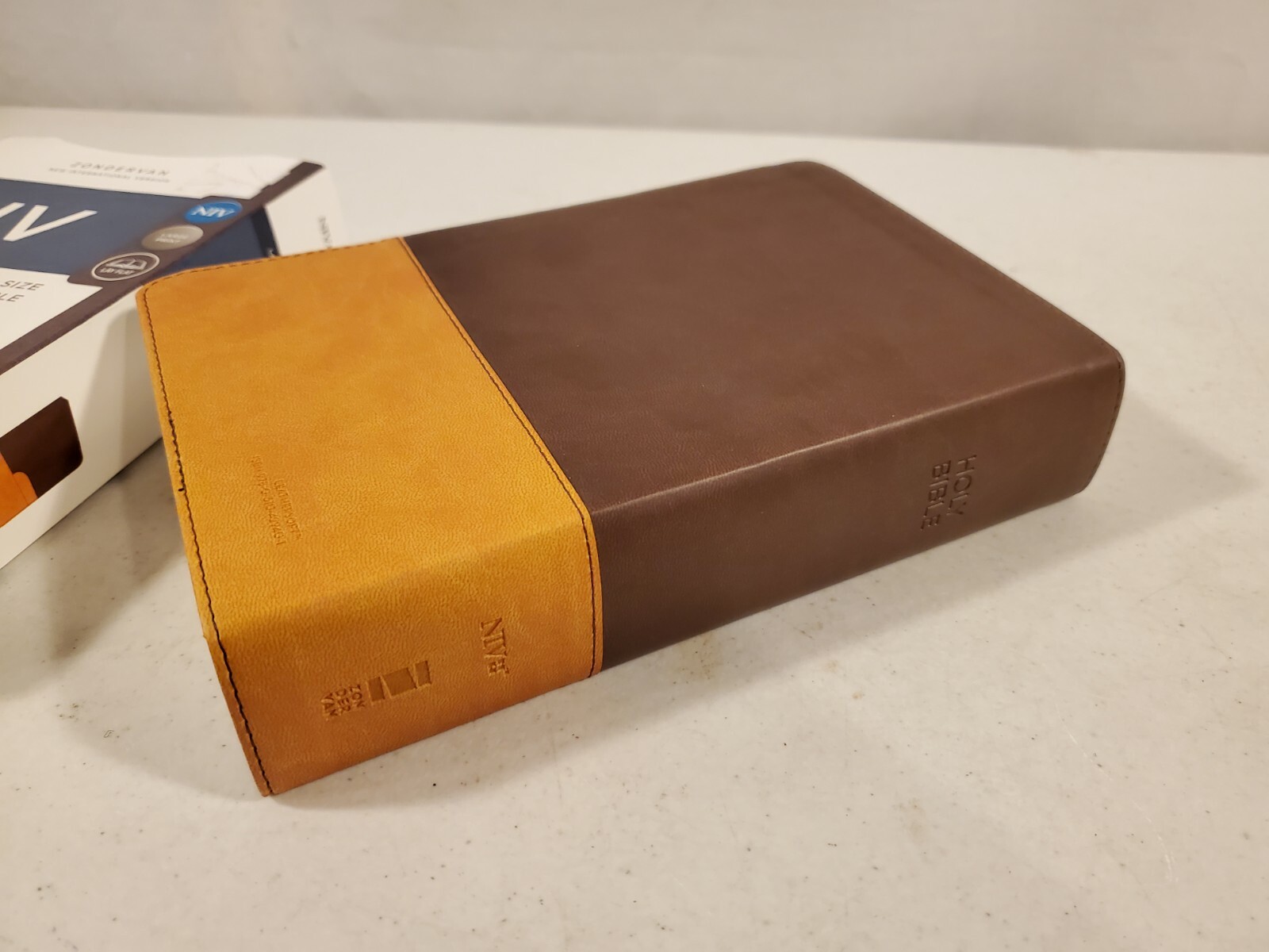 Zondervan NIV Personal Size Large Print Bible Chocolate Amber Leathersoft