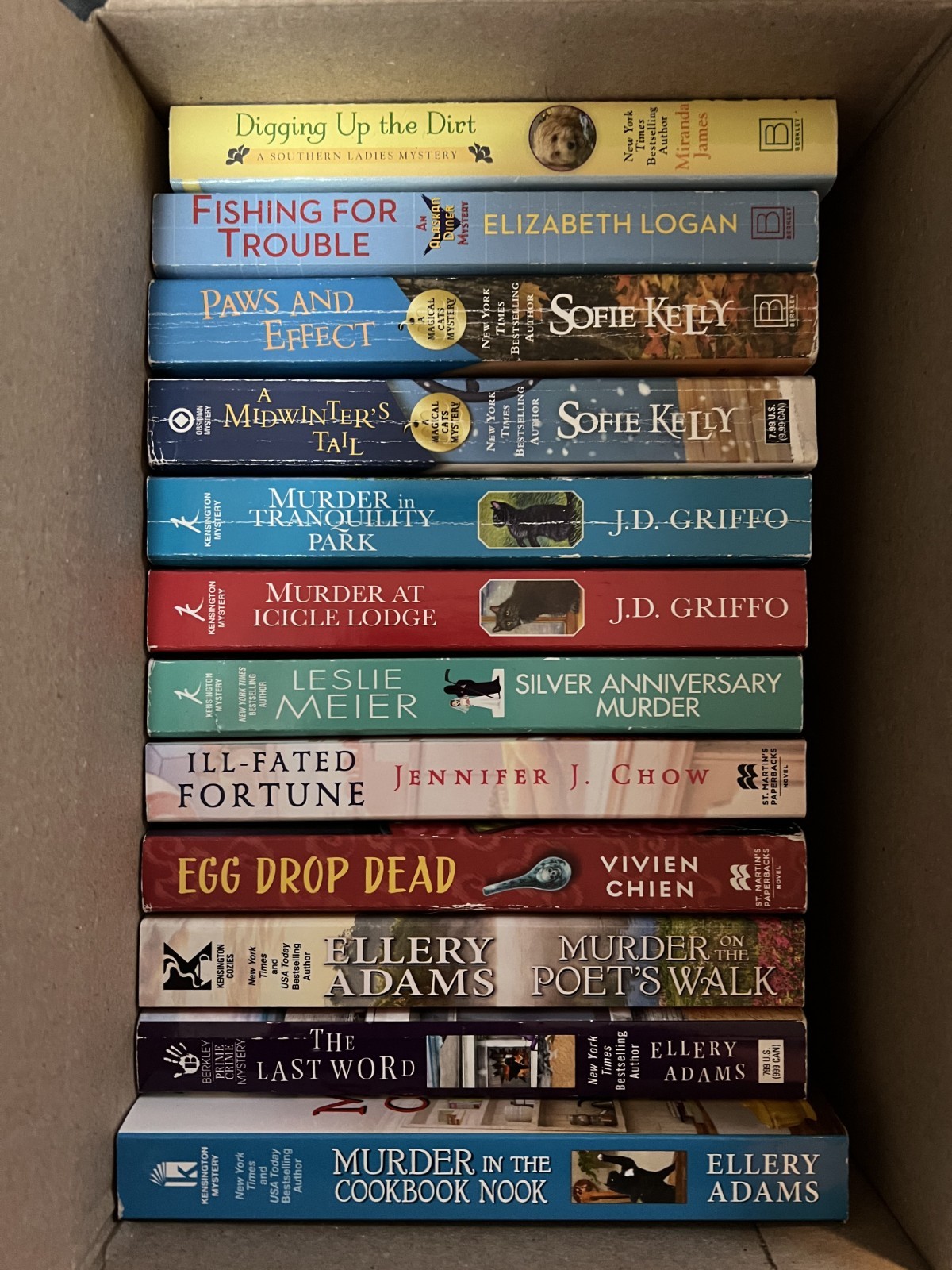 COZY MYSTERIES LOT 12 BOOKS Misc. Nancy Meier Ellery Adams Sofie Kelly +++