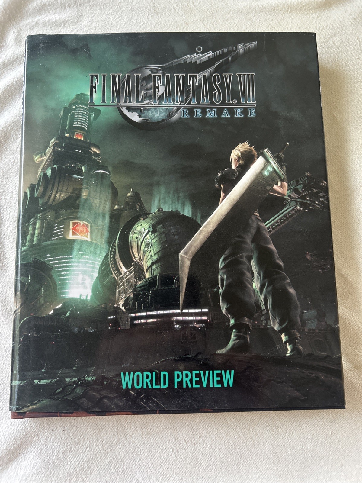Final Fantasy VII Remake World Preview Hardback Art Book Br6