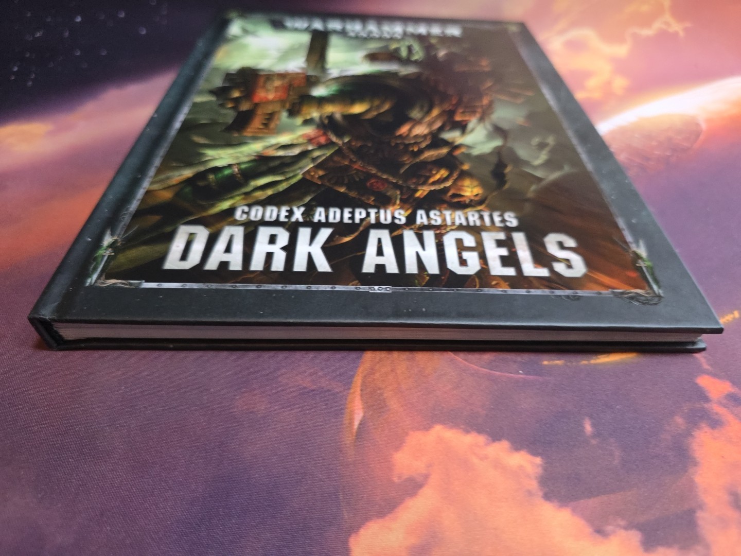 CODEX ADEPTUS ASTARTES DARK ANGELS WARHAMMER 40k- 8th Edition HC 2017 *Minty*
