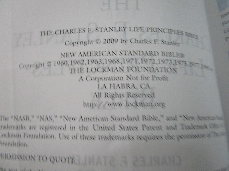 NASB Charles Stanley Life Principles Bible- Large Print INDEXED Burgundy LS-RARE