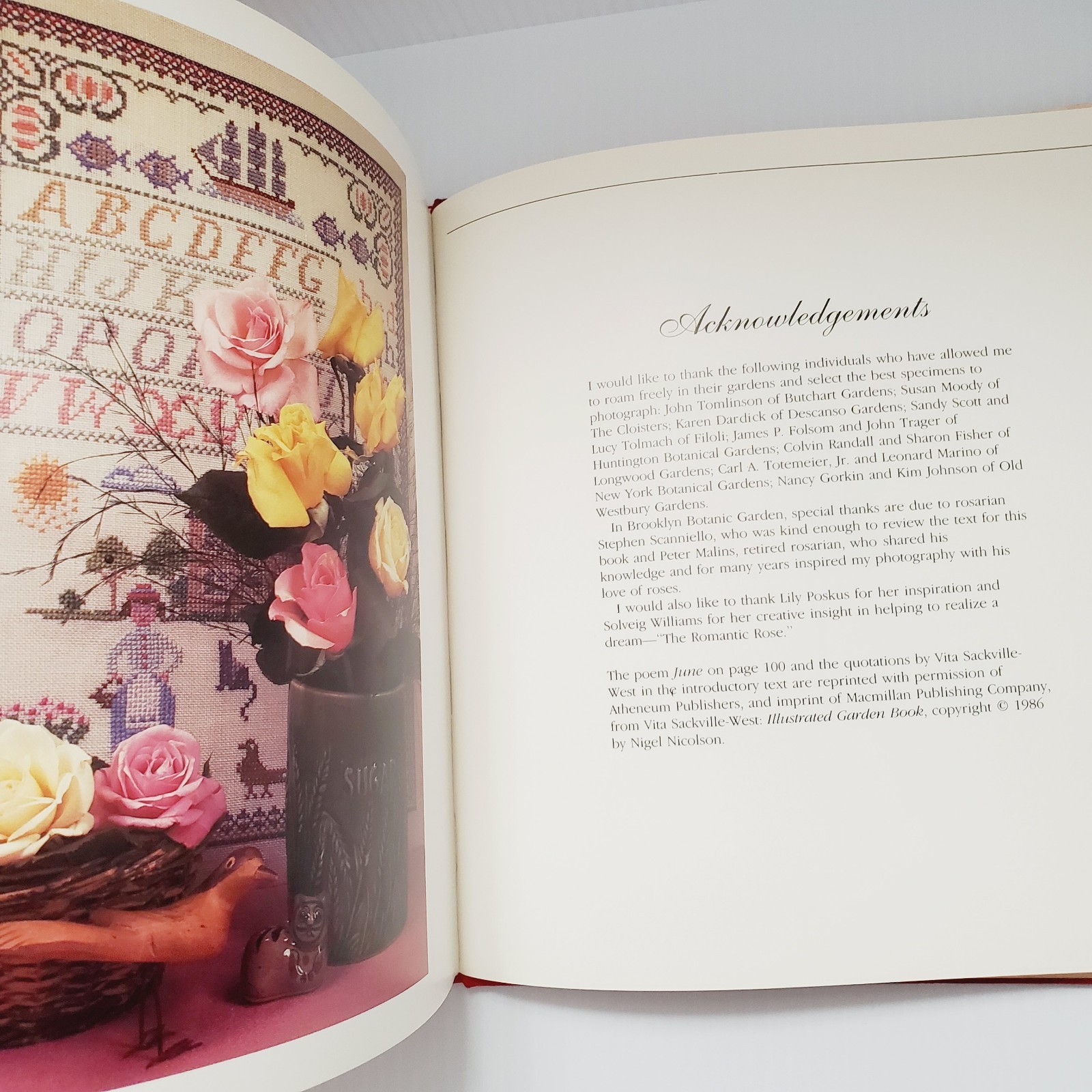 The Romantic Rose Hardcover Book Gift Flowers Gardening Plants