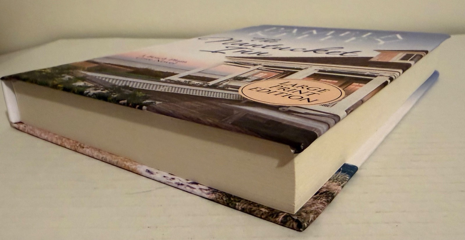 The Nantucket Inn by: Pamela Kelley, Large Print Edition – Hardcover – Pristine