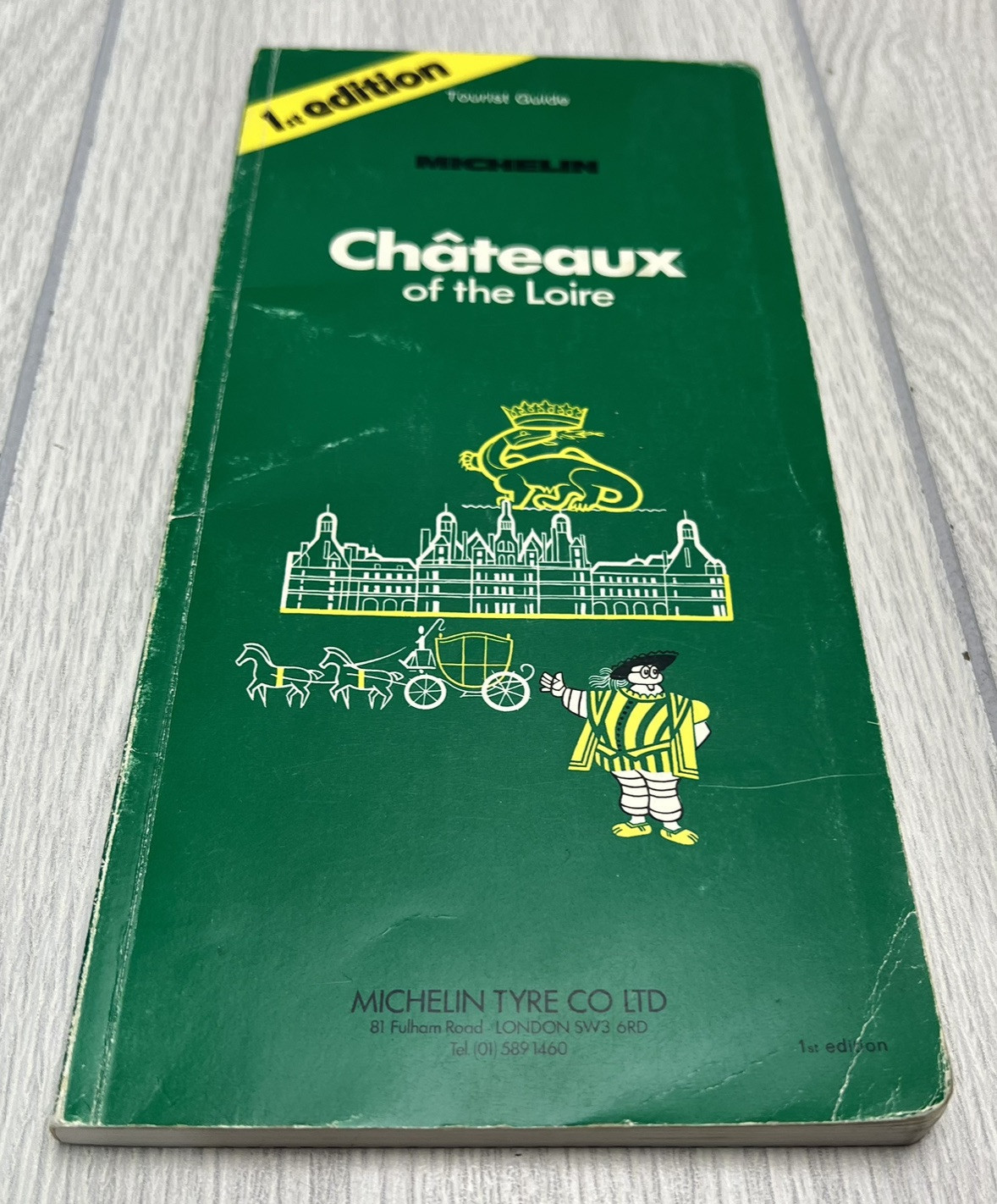 Michelin Chateaux of the Loire Travel Guide 1st Edition 1980