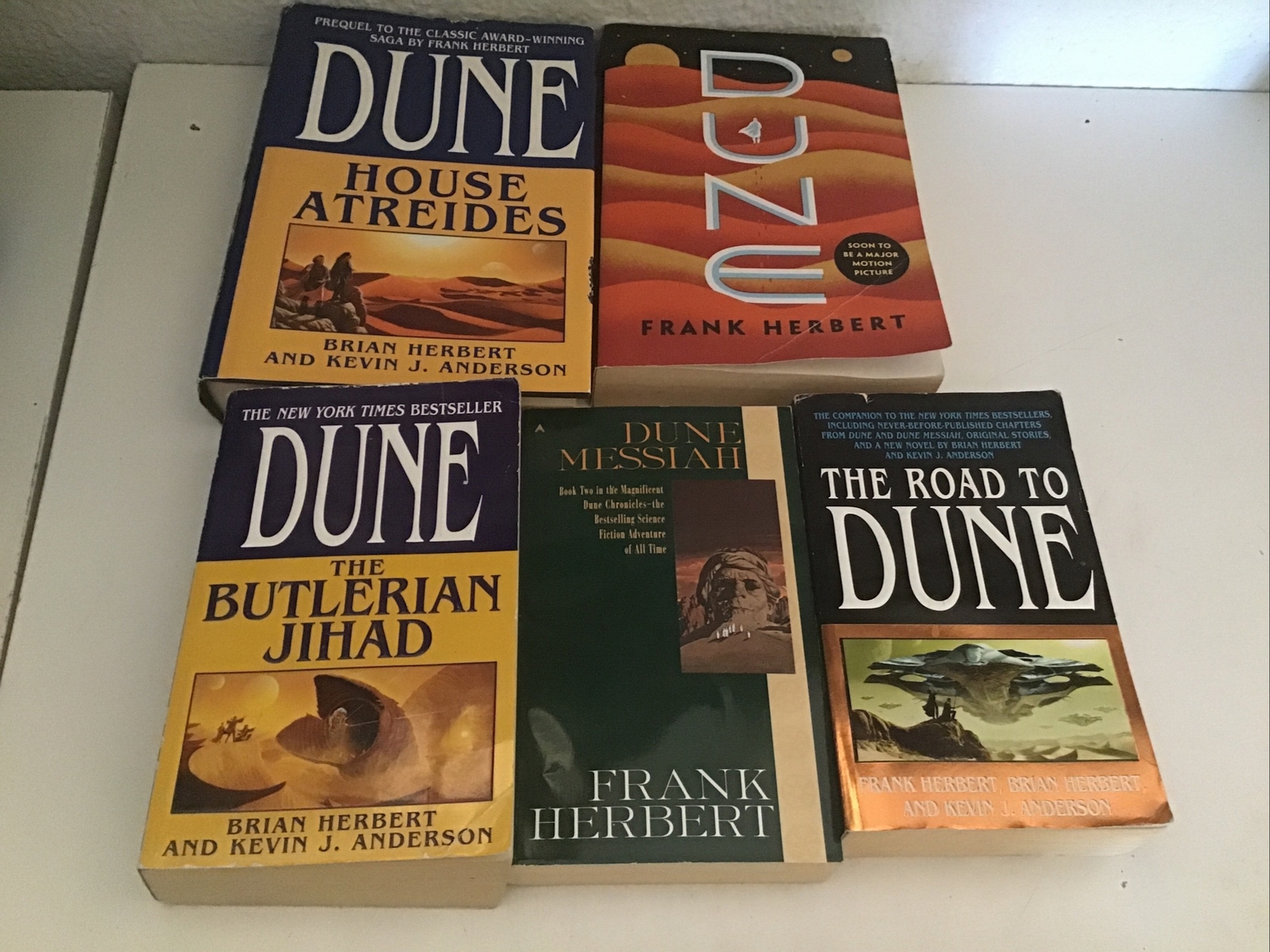 Lot 5 Frank Herbert Mixed Dune, House Atreides, Road, Messiah, Jihad @ST516