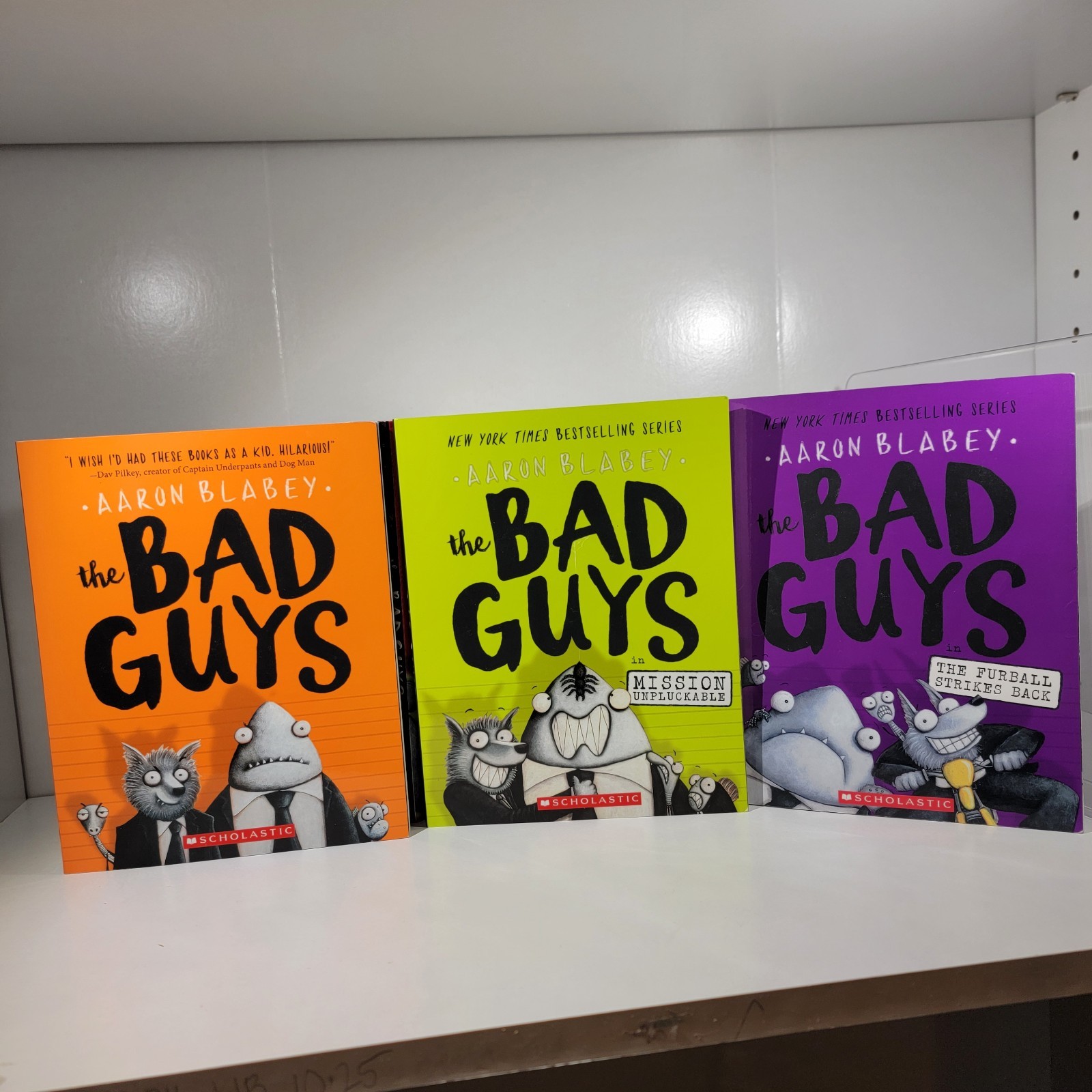 The Bad Guys 1 – 17 Books Aaron Blabey Young Adult Fun Engaging Graphic Novels