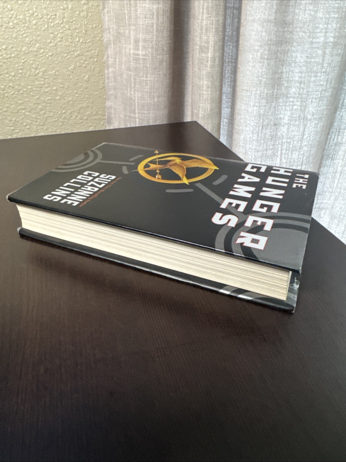 Hunger Games (Hunger Games, Book One) by Suzanne Collins (2008, Hardcover)