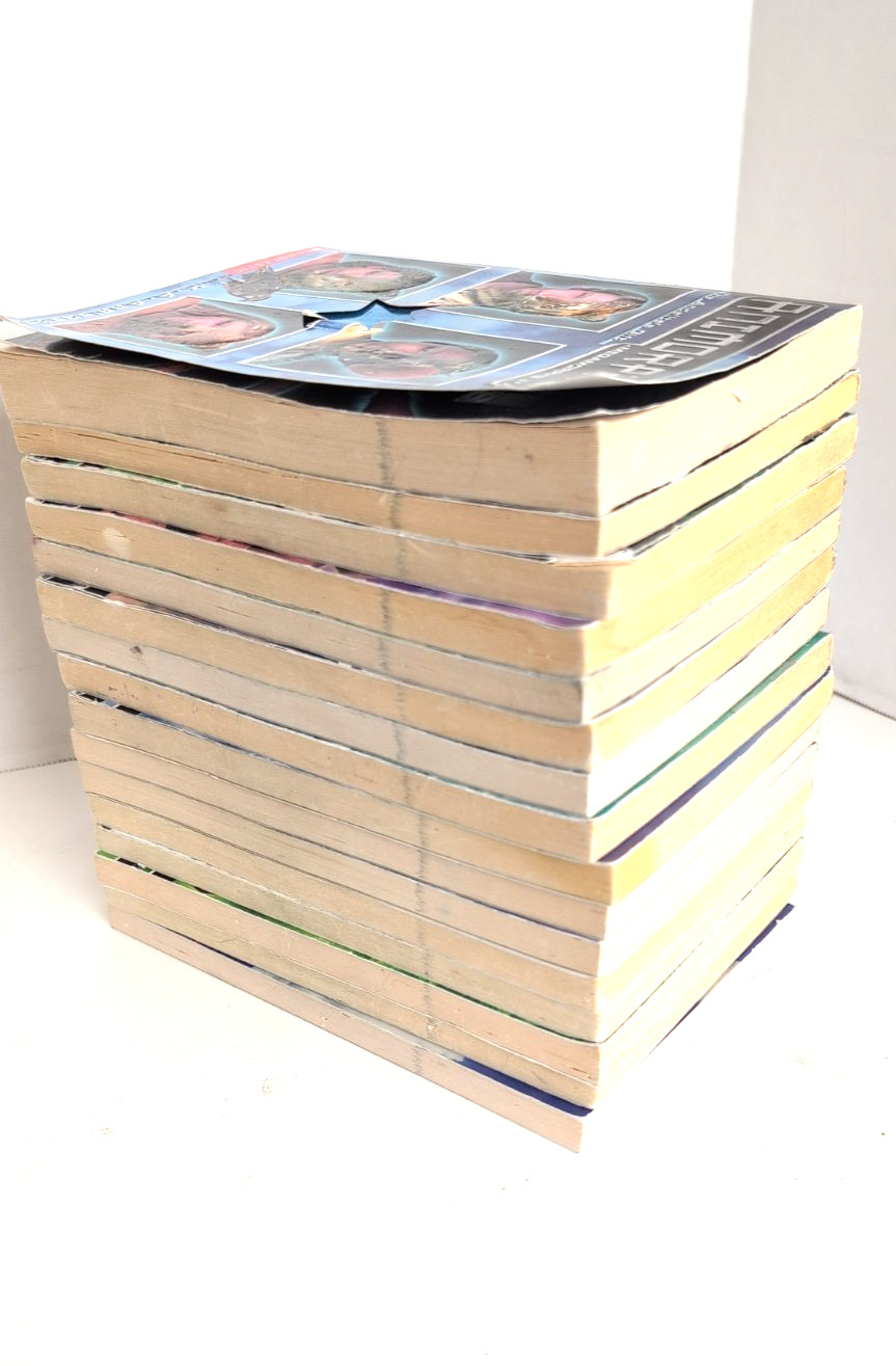 Animorphs Book Lot 16 Volumes K.A. Applegate Scholastic PB