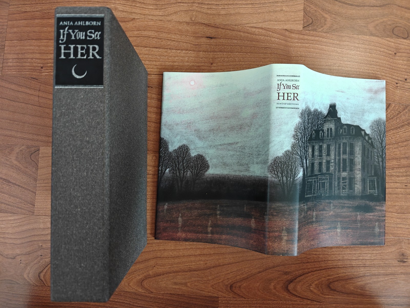 Suntup – If You See Her By Ania Ahlborn – Artist Edition