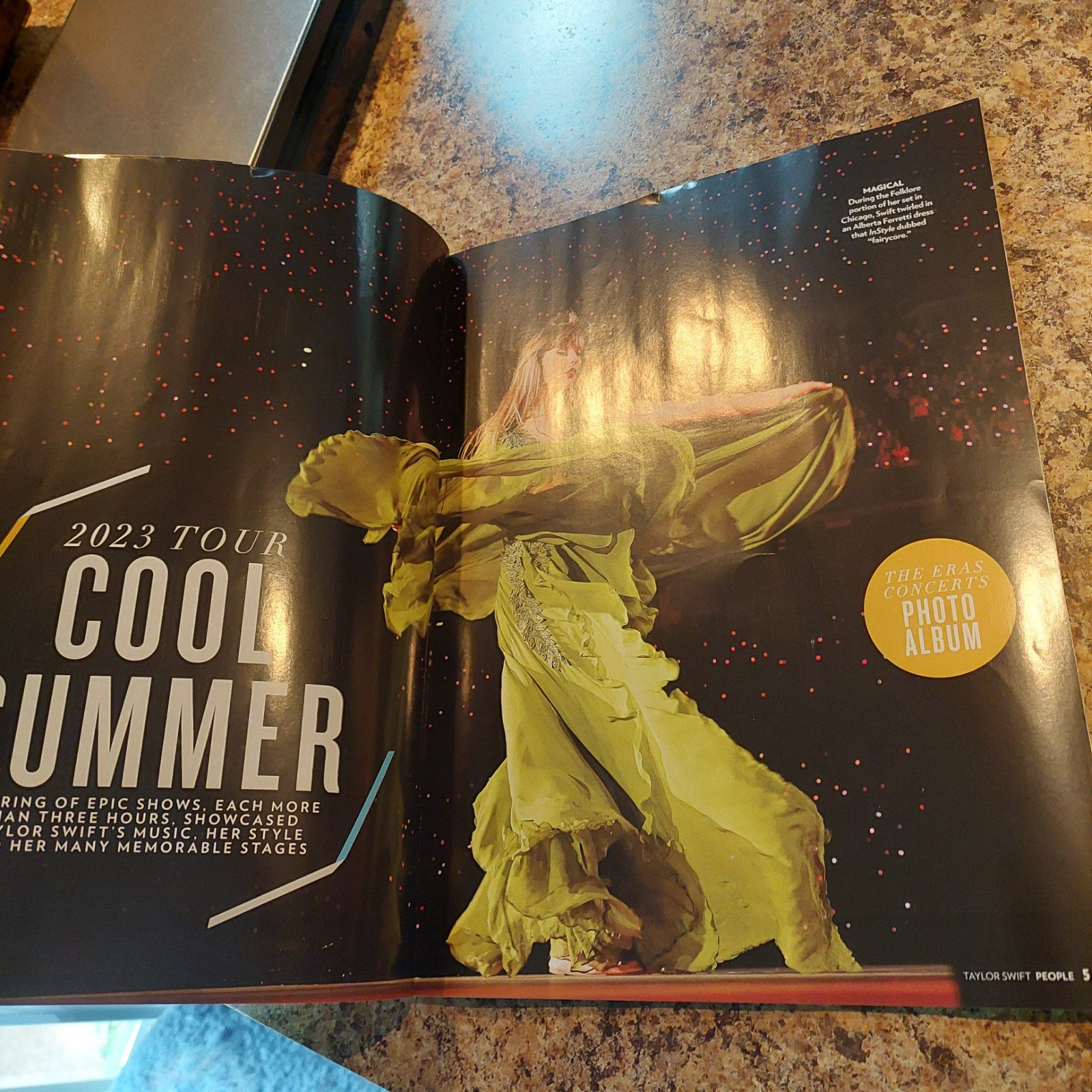 PEOPLE MAGAZINE – SPECIAL EDITION – TAYLOR SWIFT-BEYOND THE ERAS TOUR 200 PHOTOS
