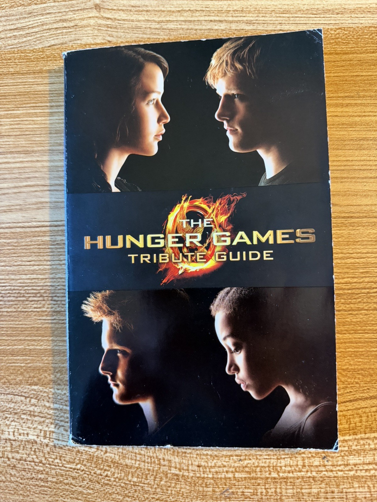The Hunger Games Tribute Guide 2012 Scholastic Press Paperback