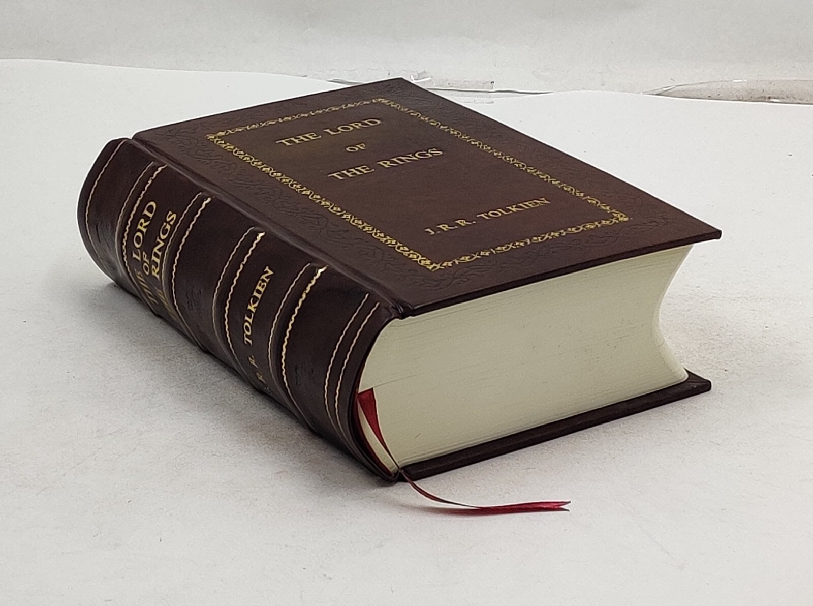 The Lord of the Rings Deluxe Edition [PREMIUM LEATHER BOUND]