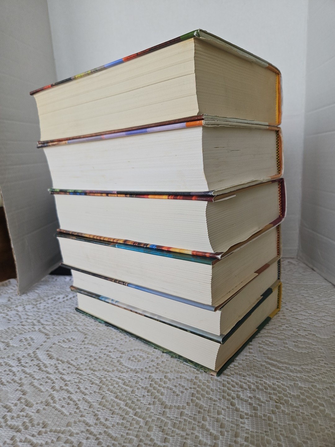 Lot 6~Earth’s Children Series~The Clan of the Cave Bear~Jean Auel ~Full Size Har