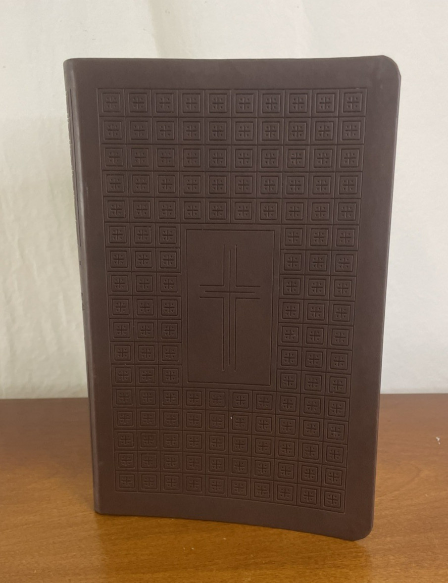 New Living Translation Bible Filament Enabled (app) Thinline Tyndale Dark Brown
