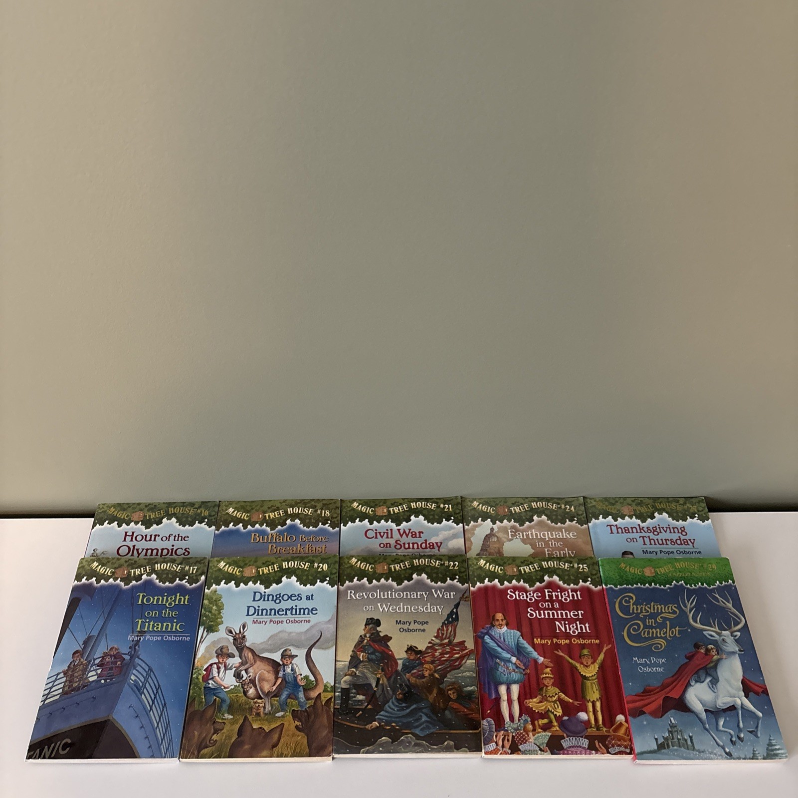 MAGIC TREE HOUSE 28 Books! By Mary Osborne