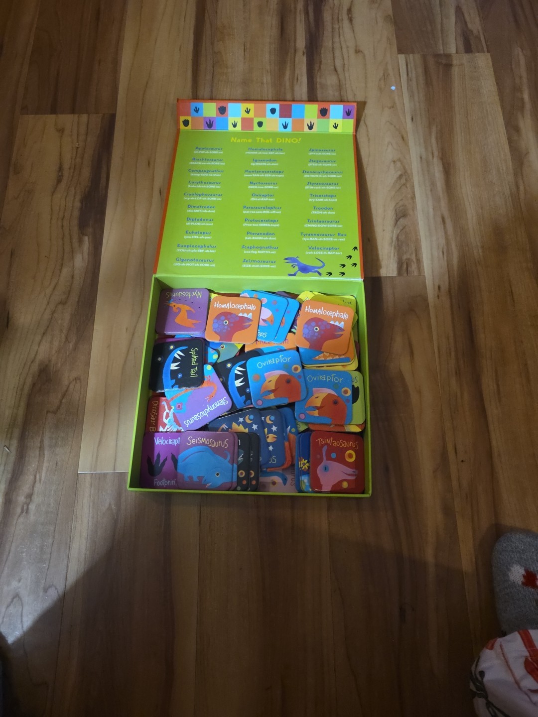 Dinosaurs! Matching Game by Bob Barner (2009, Game)100% Complete Great Shape 👍