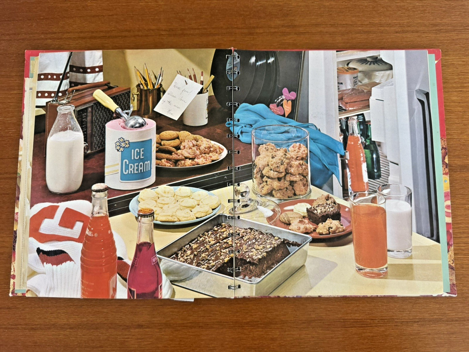 Vintage Cookbook Betty Crocker’s 1963 Cooky Book with Recipe Clippings Notes
