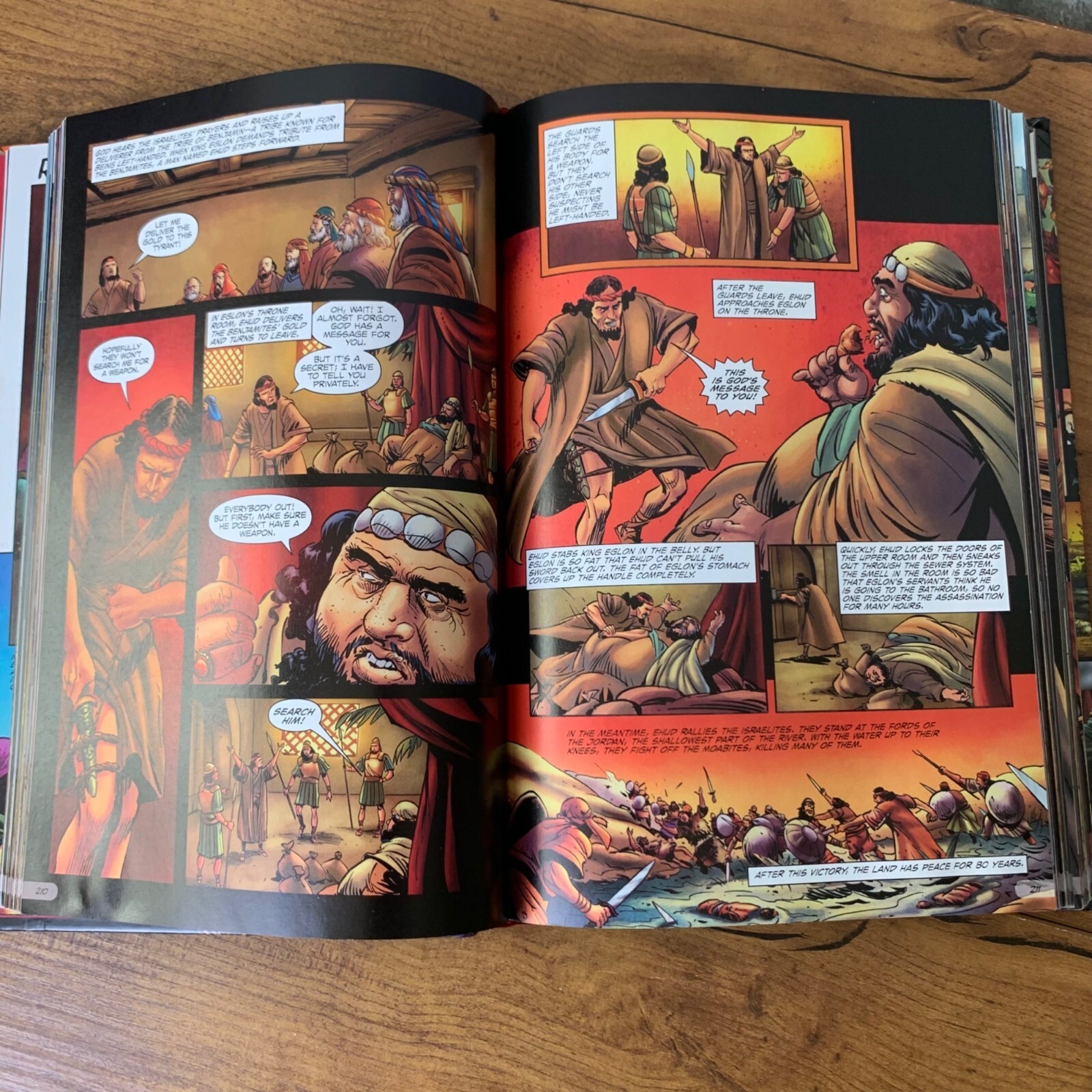The Action Bible: Gods Redemptive Story Illustrated By Sergio Cariello