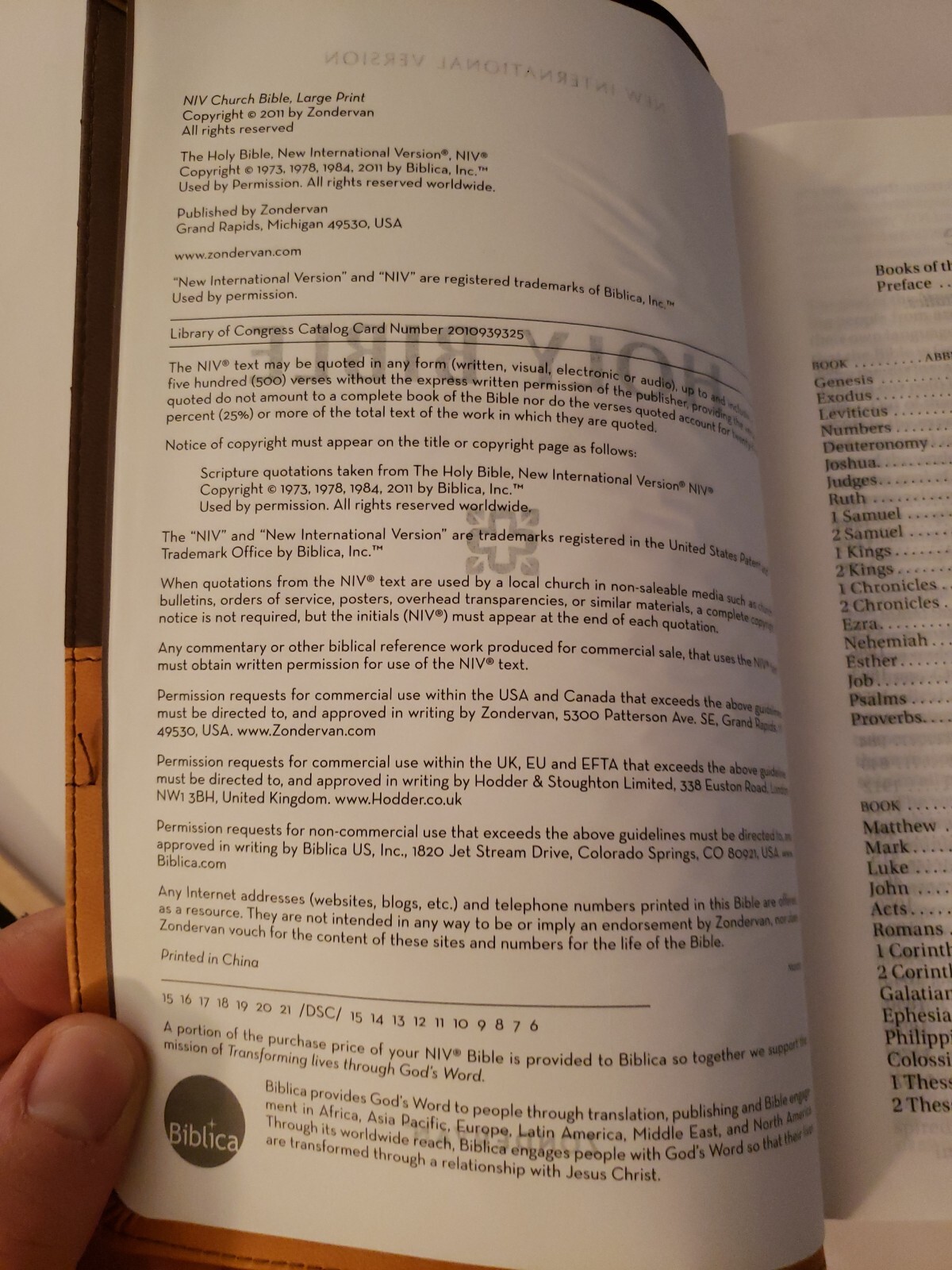 NIV LP Chocolate Amber Holy Bible Large Print